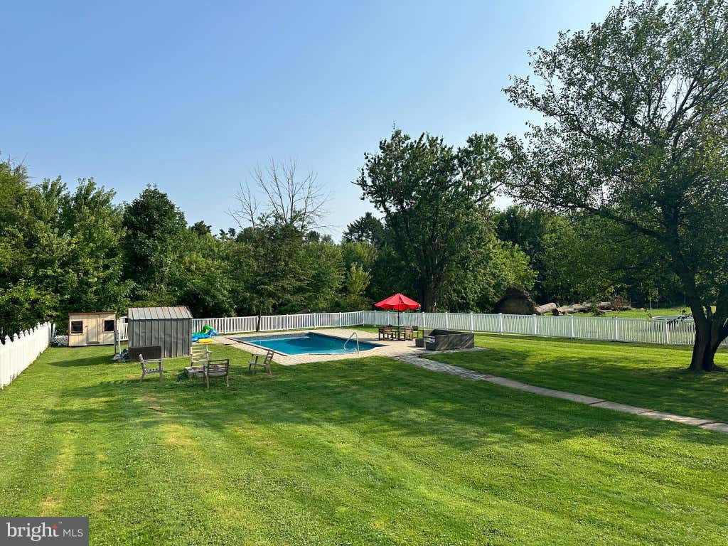 Photo of 35 Meadow Lane, LANCASTER, PA 17601 (MLS # PALA2093722)