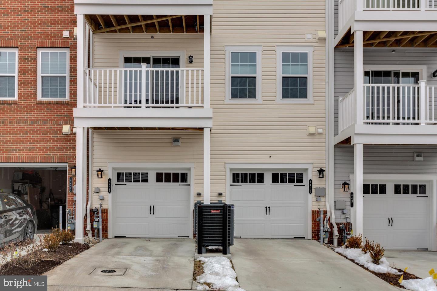 4435 POTTS COURT 593