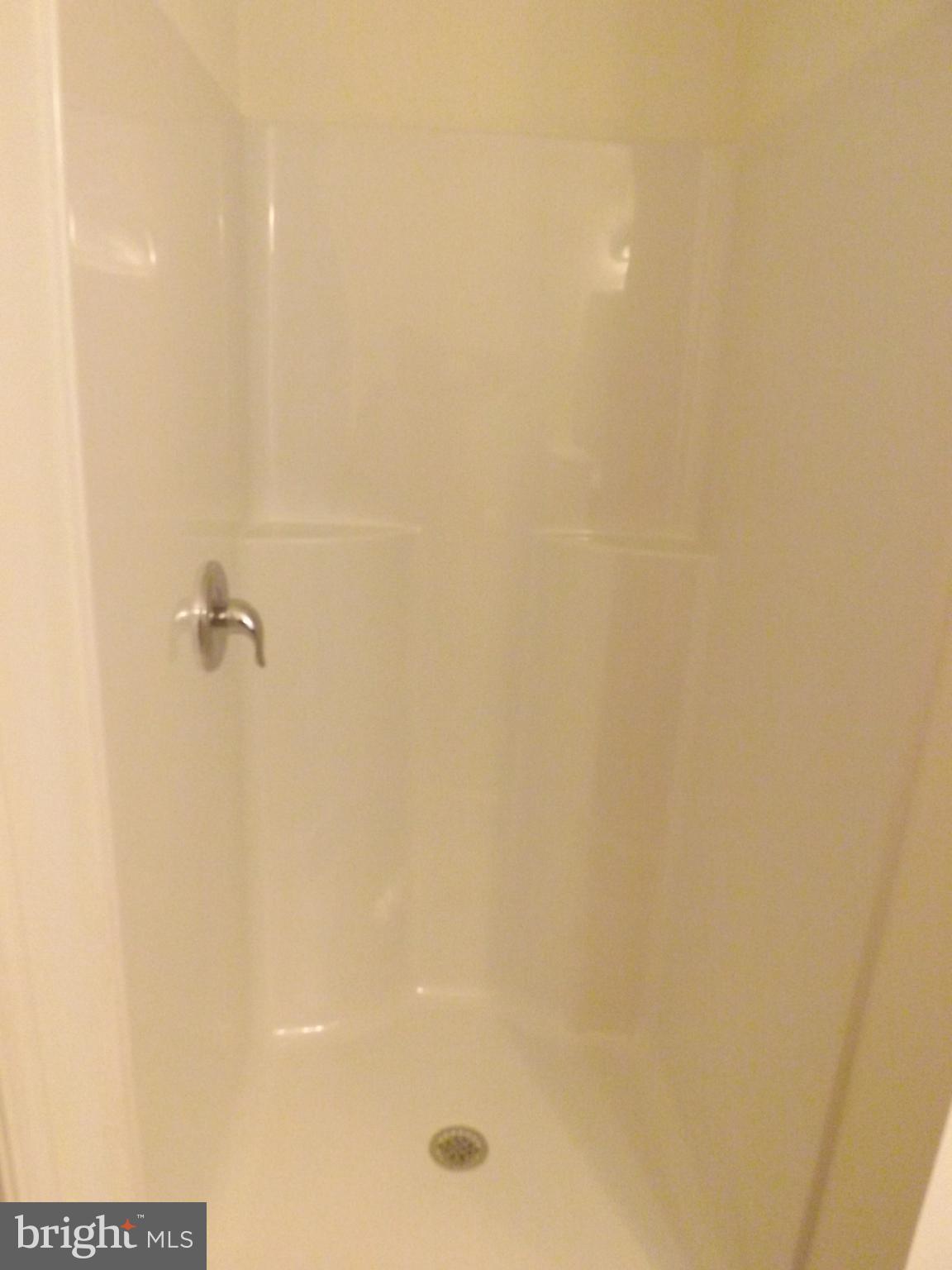 SPRING MILLS - Residential Lease