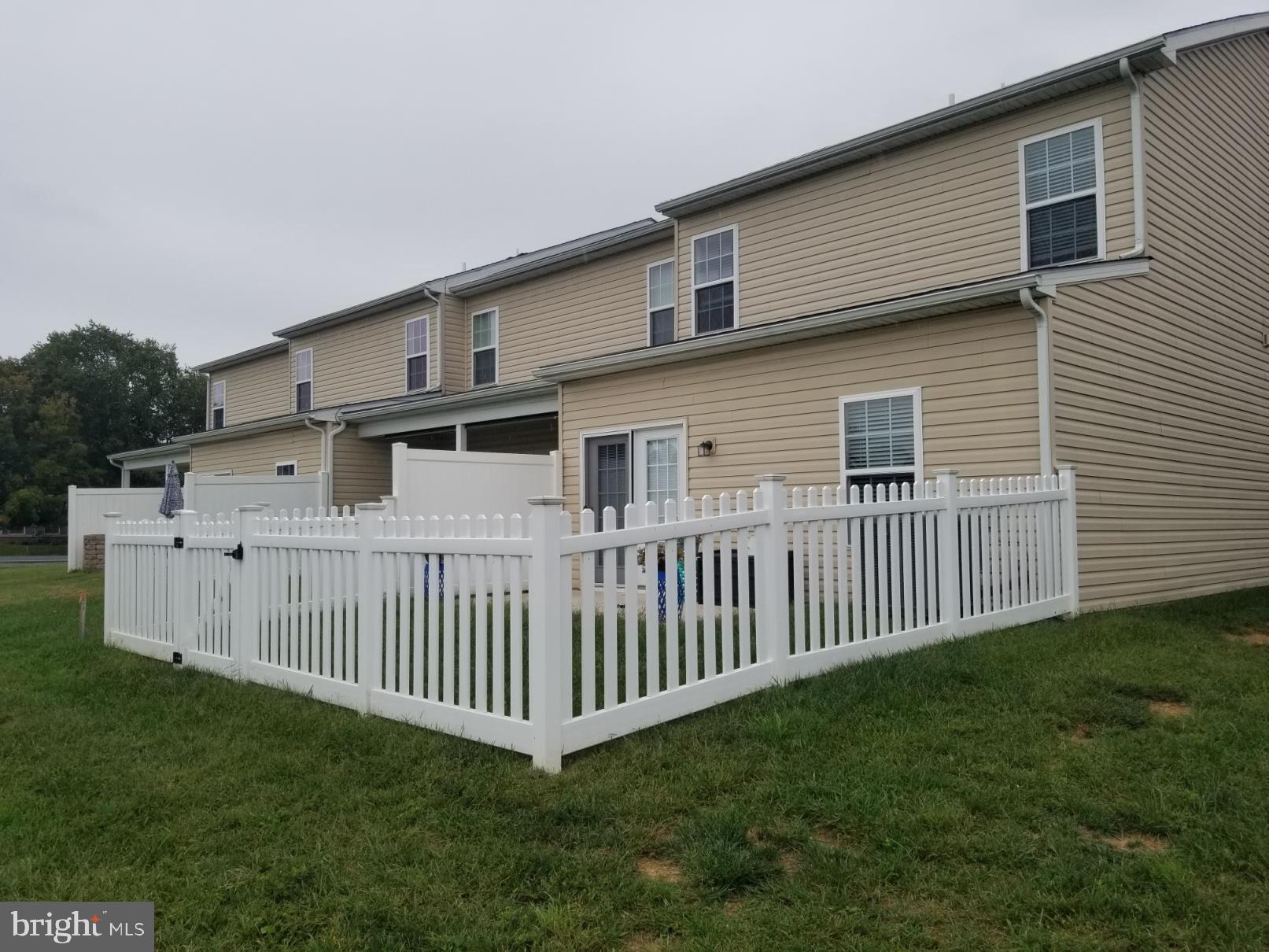 SPRING MILLS - Residential Lease