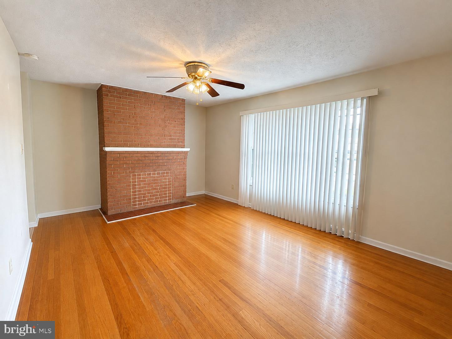 302 WENTWORTH DRIVE