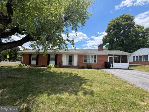 302 Wentworth Drive, Winchester, VA 22601 - MLS#: VAWI2010990