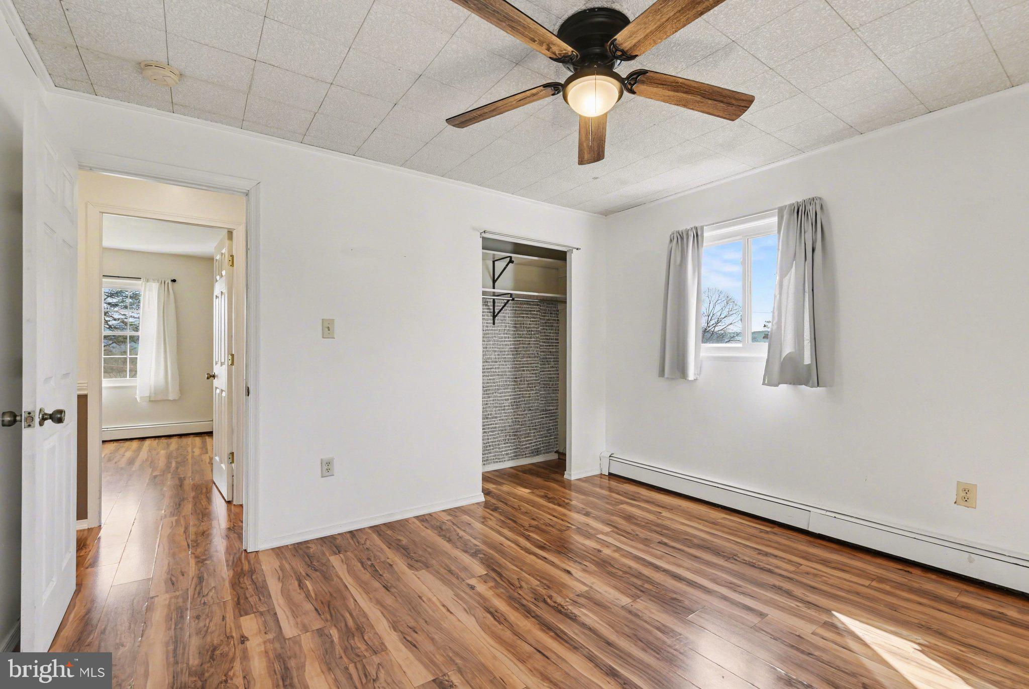 SUNSHINE HILLS - Residential