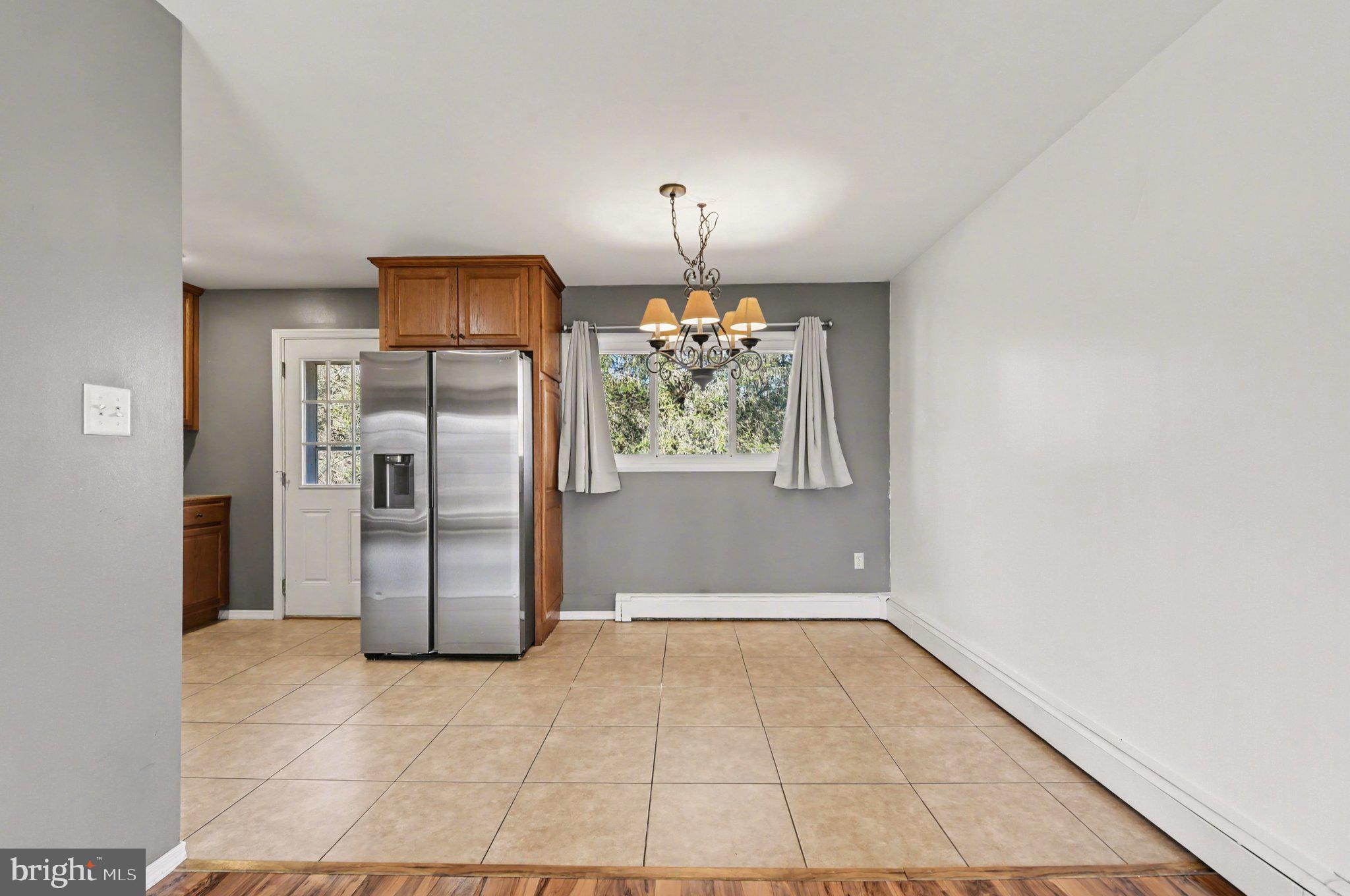 SUNSHINE HILLS - Residential