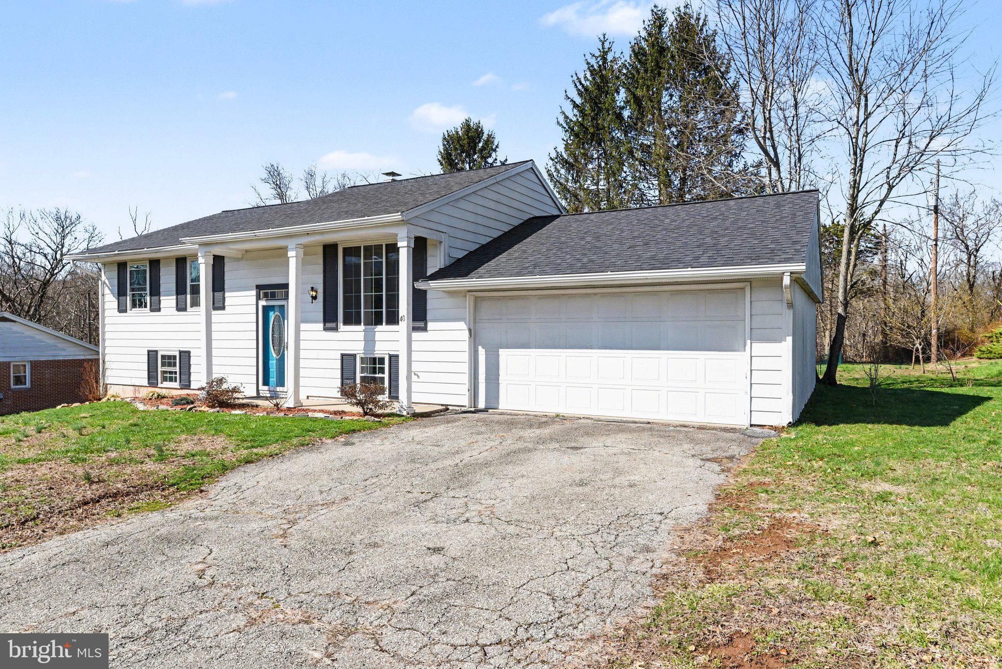 SUNSHINE HILLS - Residential