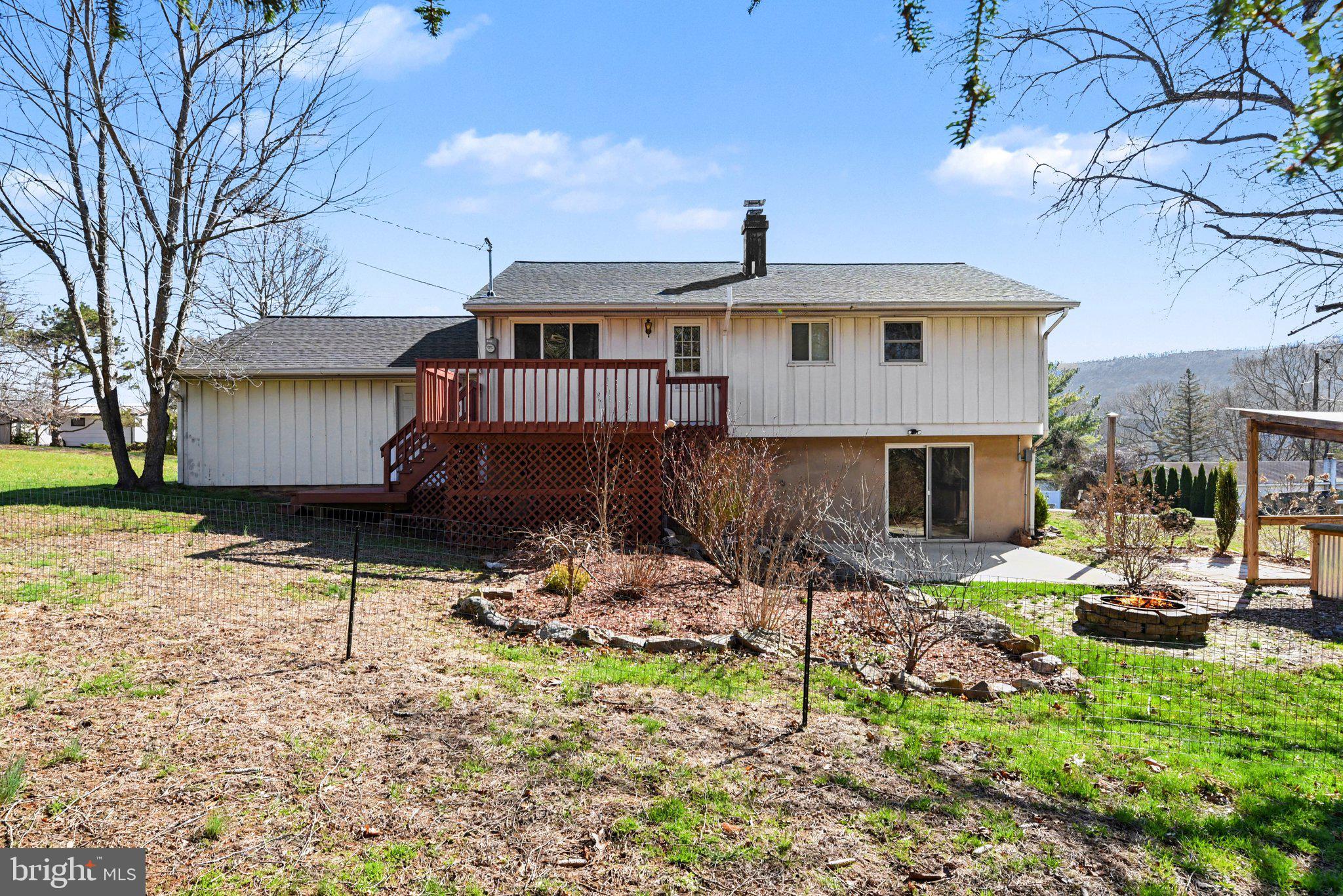 SUNSHINE HILLS - Residential