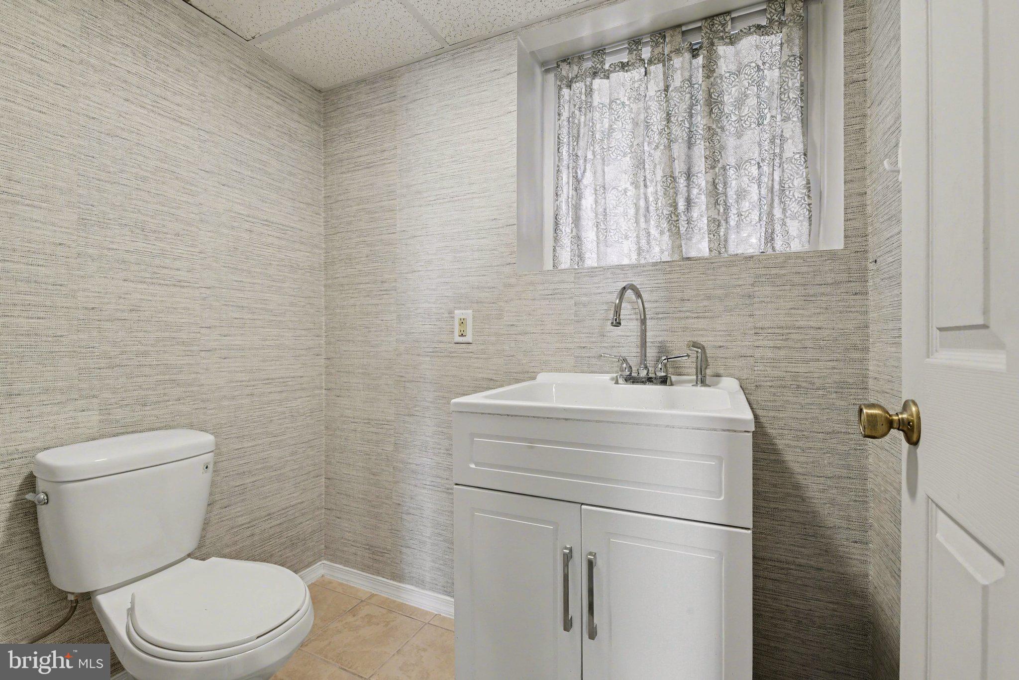 SUNSHINE HILLS - Residential