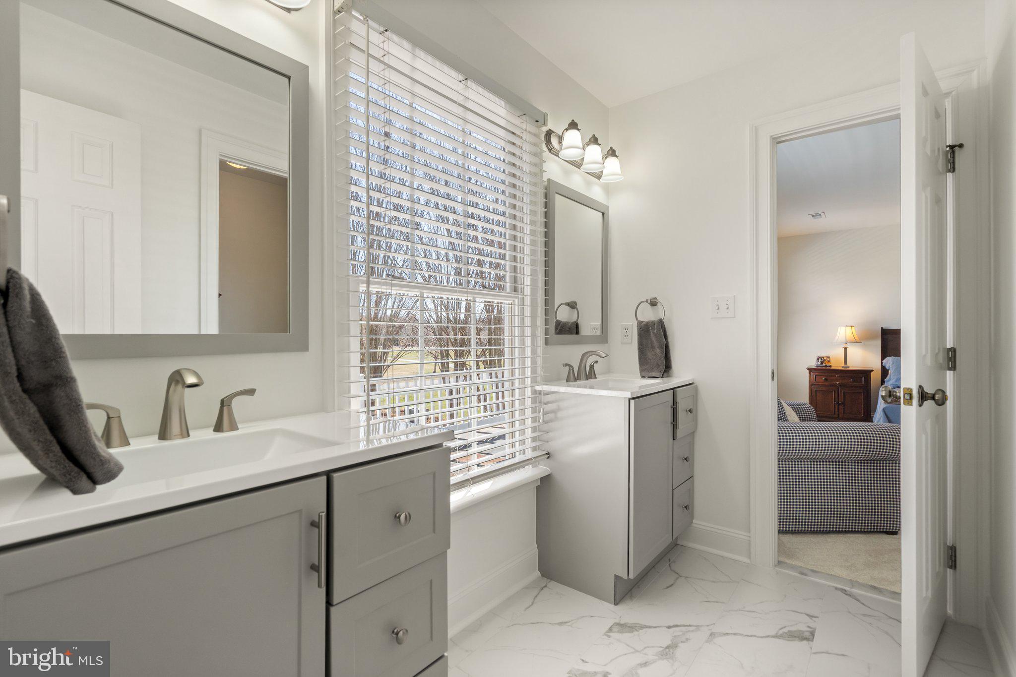 CLAIRMONT MANOR - Residential