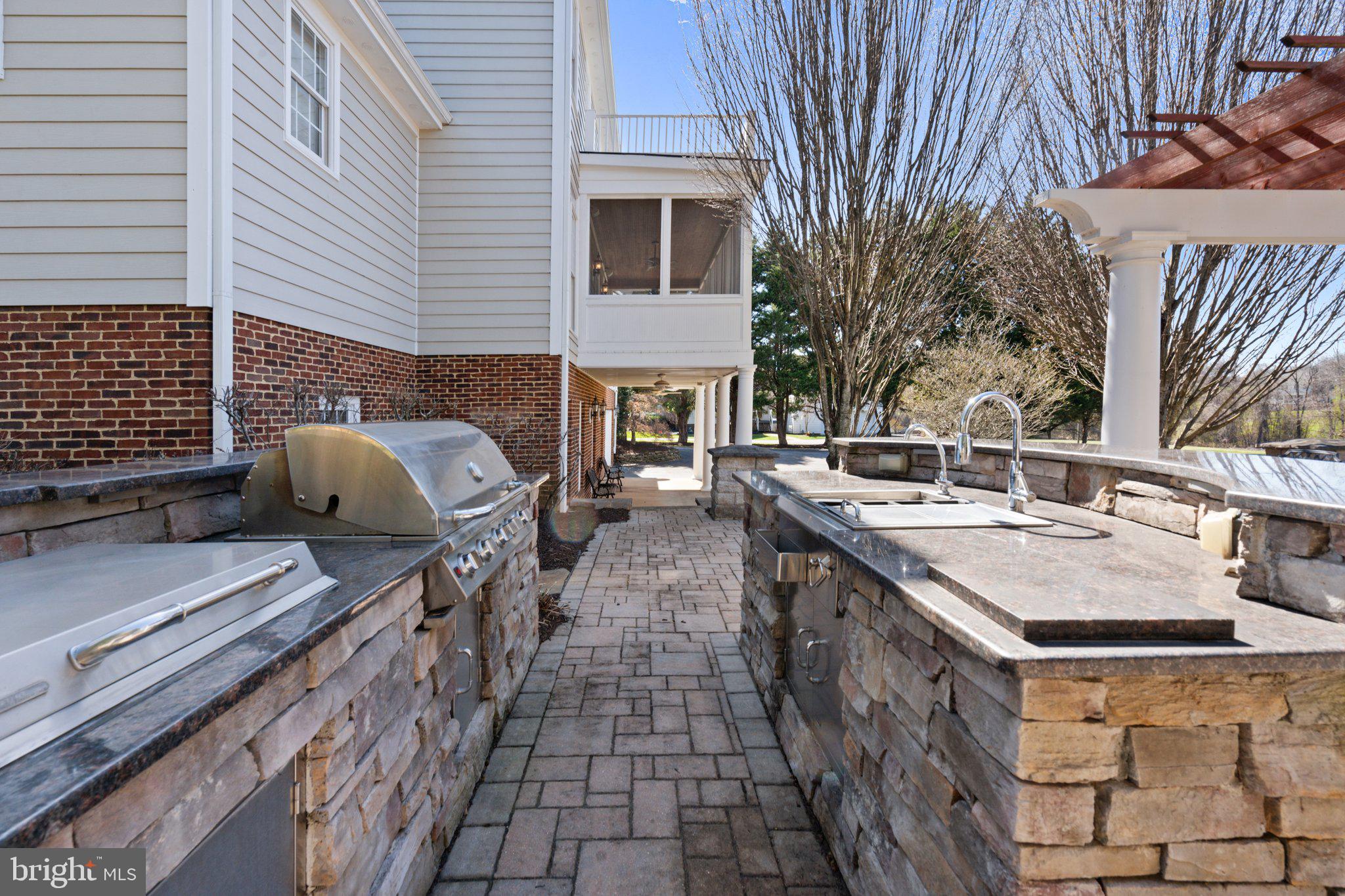 CLAIRMONT MANOR - Residential