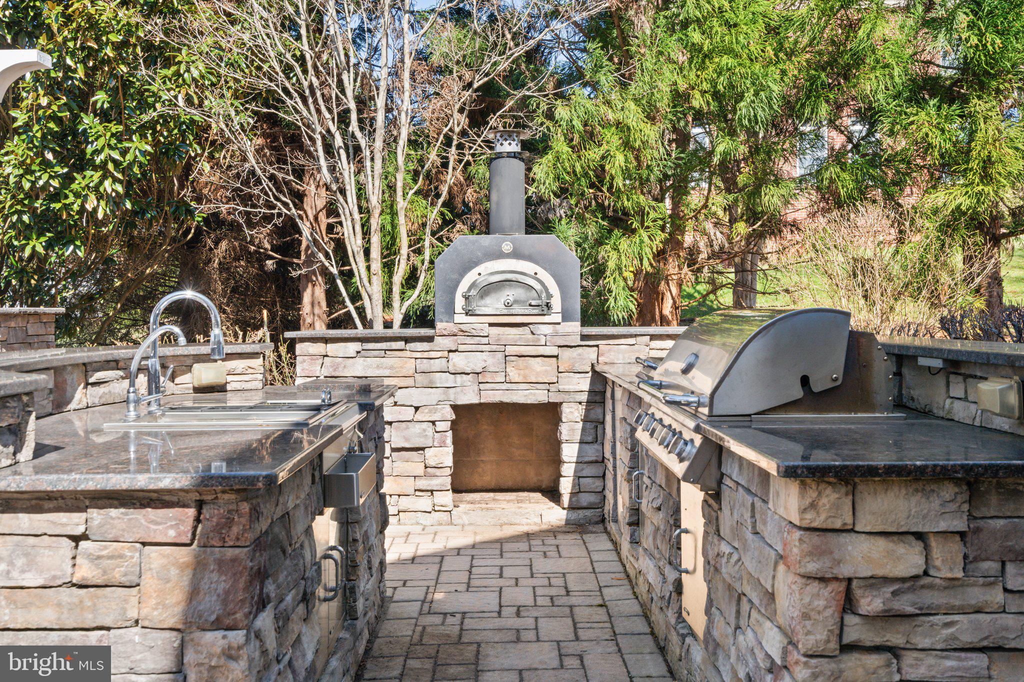 CLAIRMONT MANOR - Residential