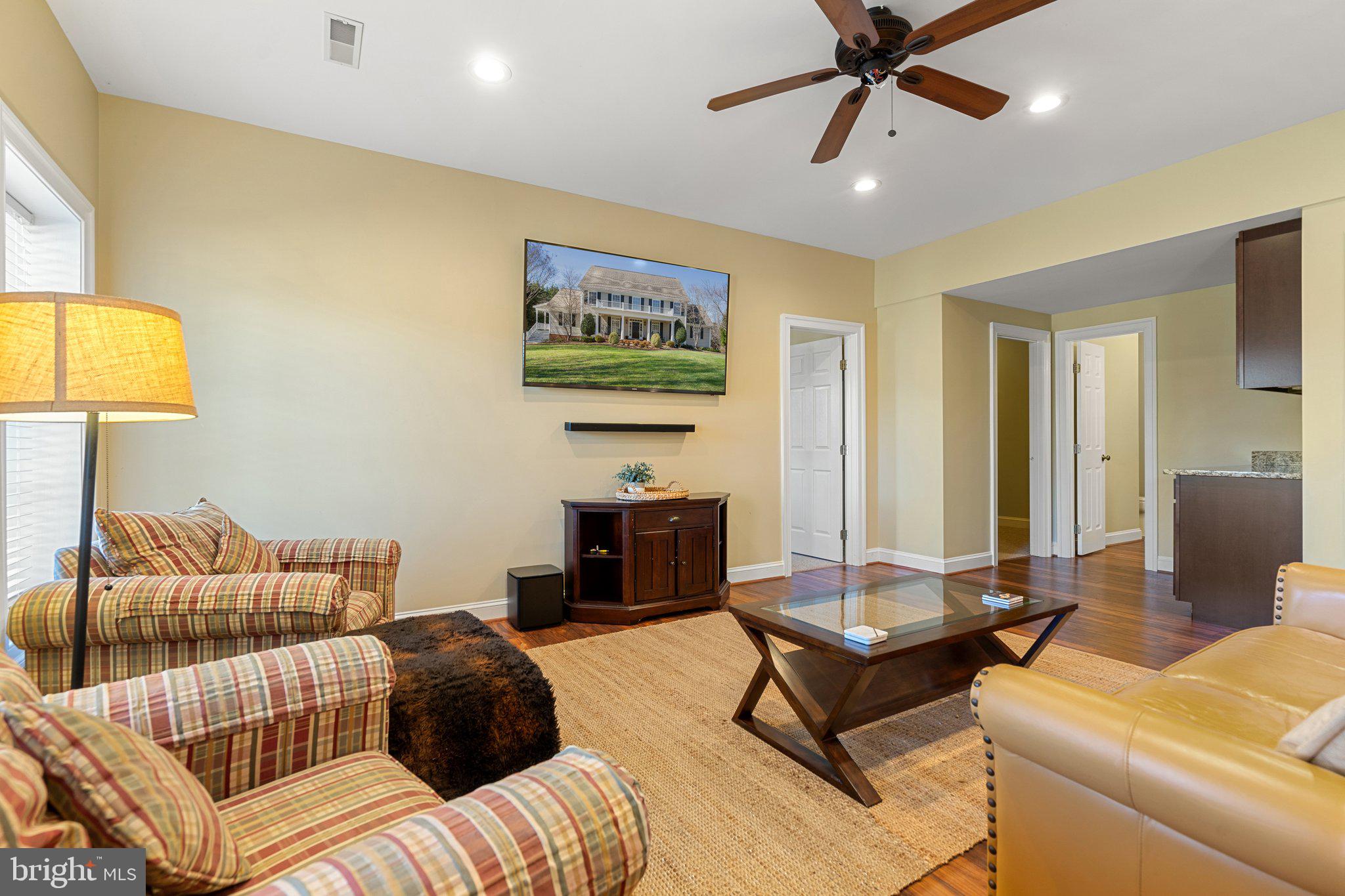 CLAIRMONT MANOR - Residential