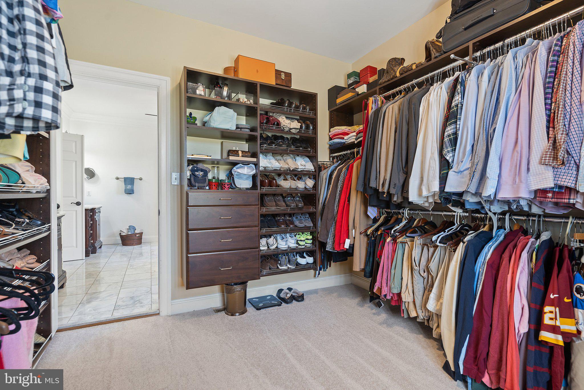 CLAIRMONT MANOR - Residential