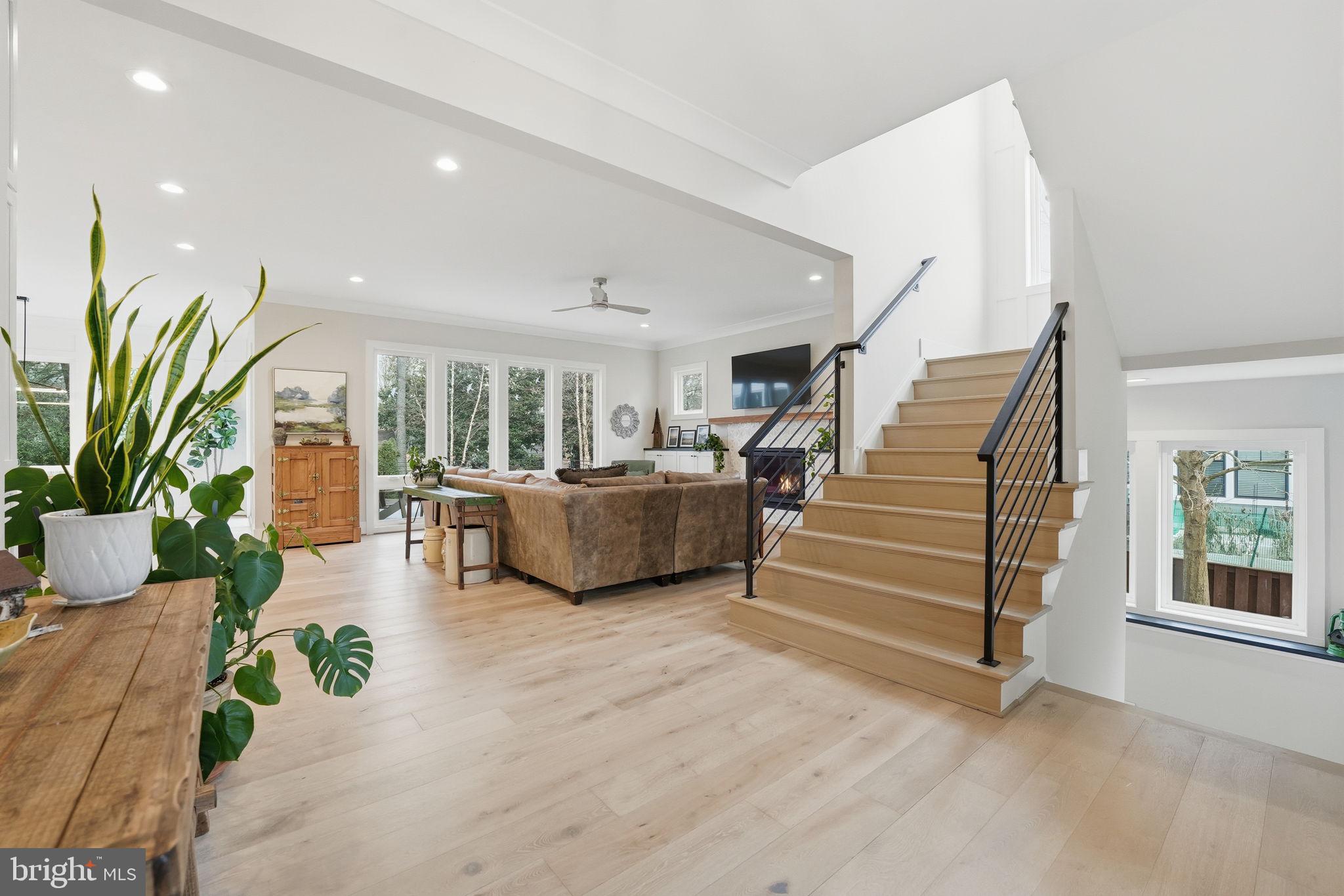 311 ALBRECHT CIRCLE SW