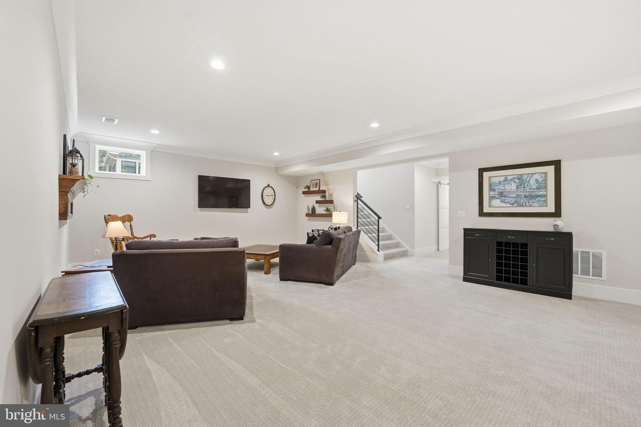 WINDOVER HEIGHTS - Residential