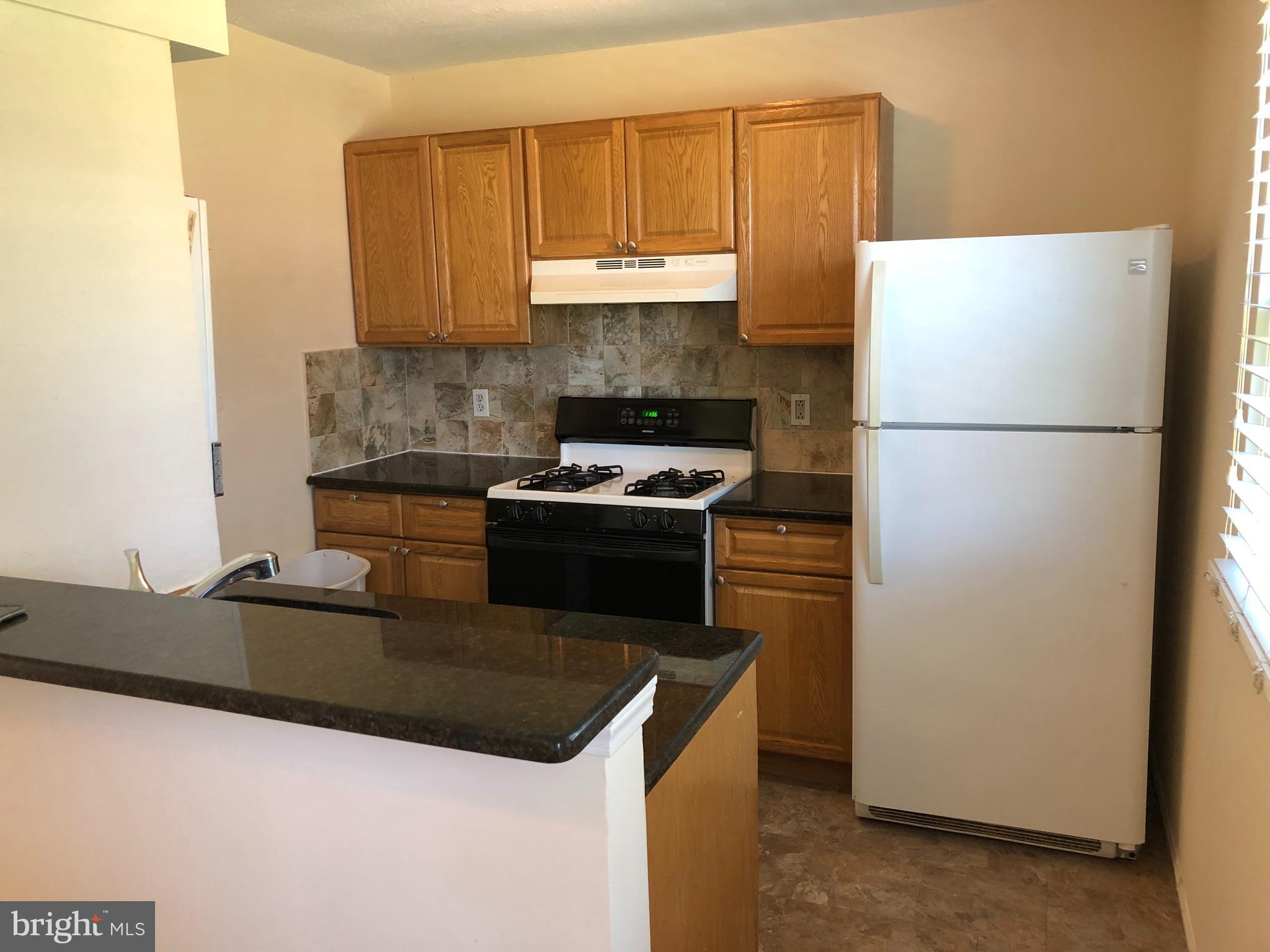 100 PARK BLVD 75B