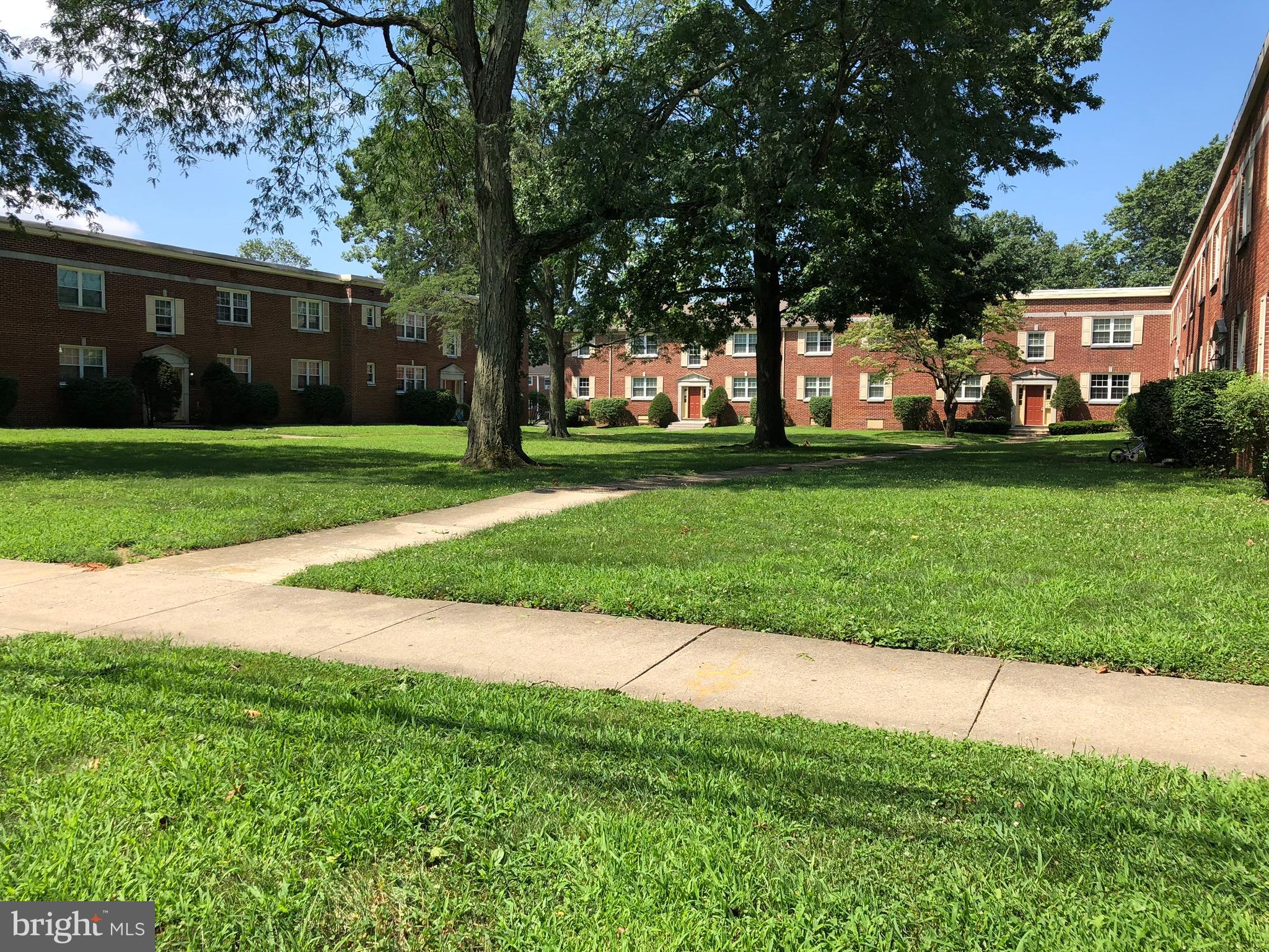 100 PARK BLVD 75B