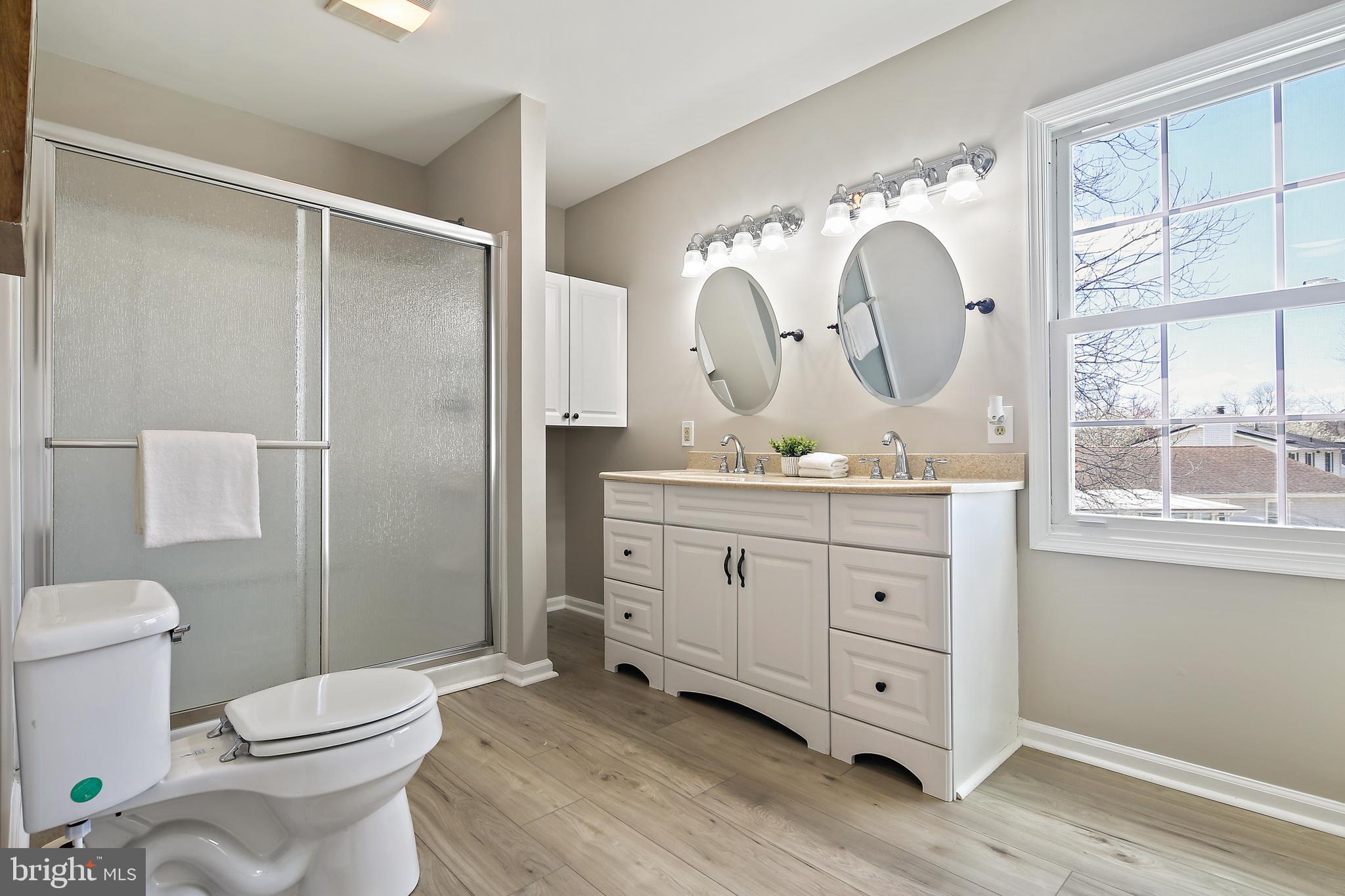 THE PROVINCES - Residential