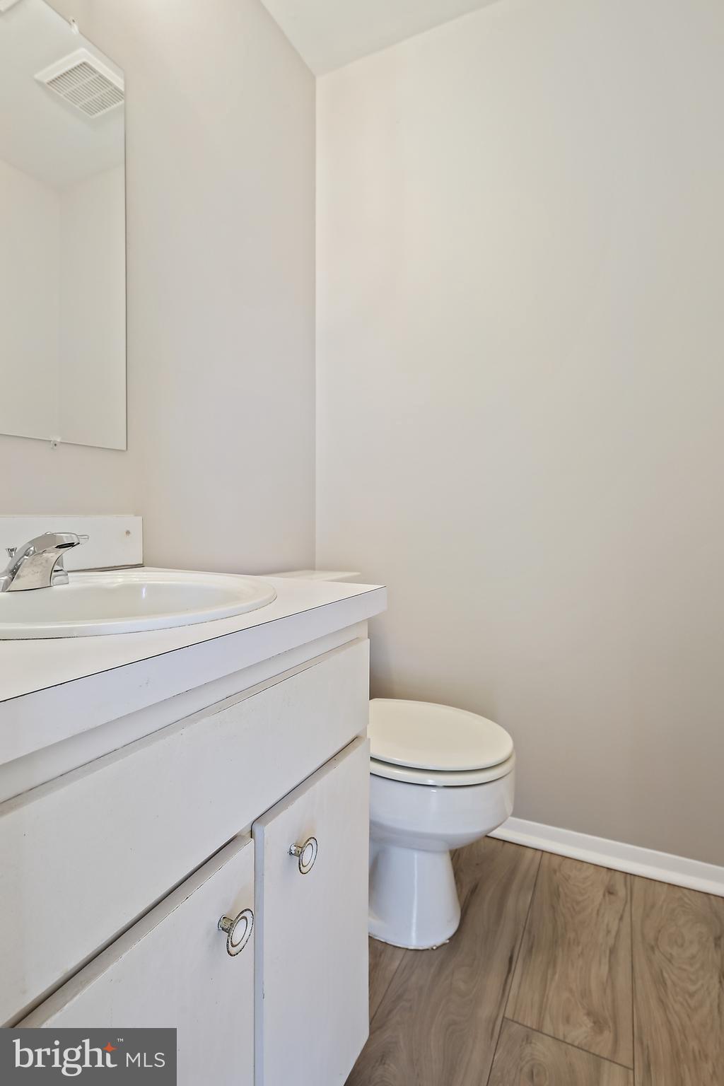 THE PROVINCES - Residential