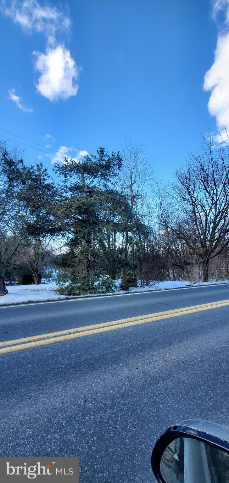 1525 MOUNT ZION ROAD