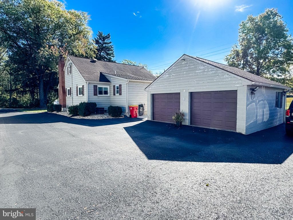 Photo of 236 Mcallister Church Rd, CARLISLE, PA 17015 (MLS # PACB2047556)