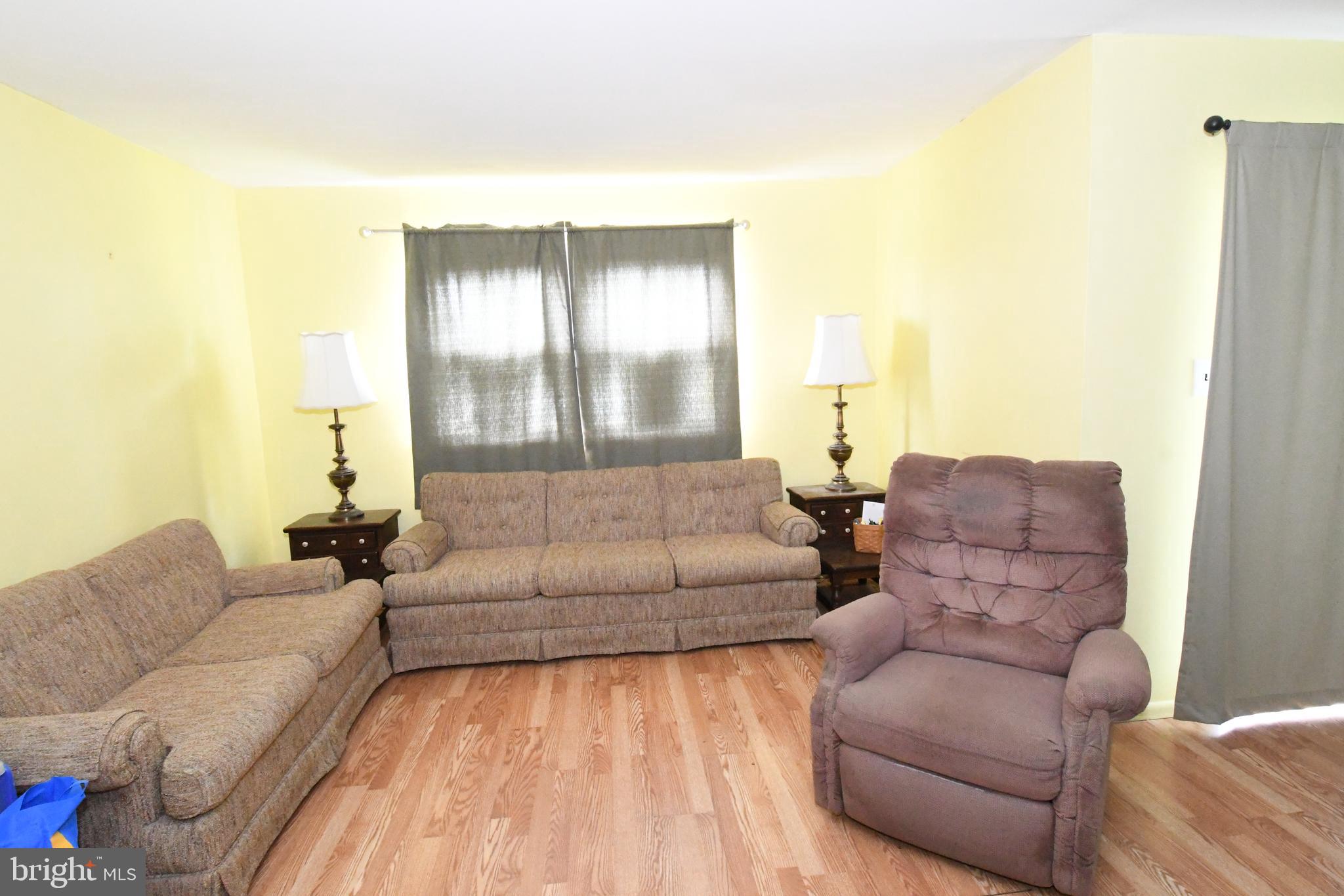 40 FLORENCE TOLLGATE -3