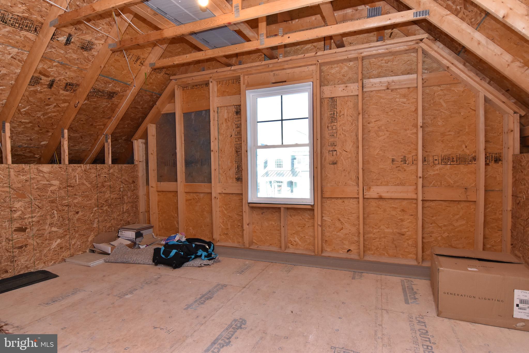 SAWGRASS AT WHITE OAK CREEK - Residential