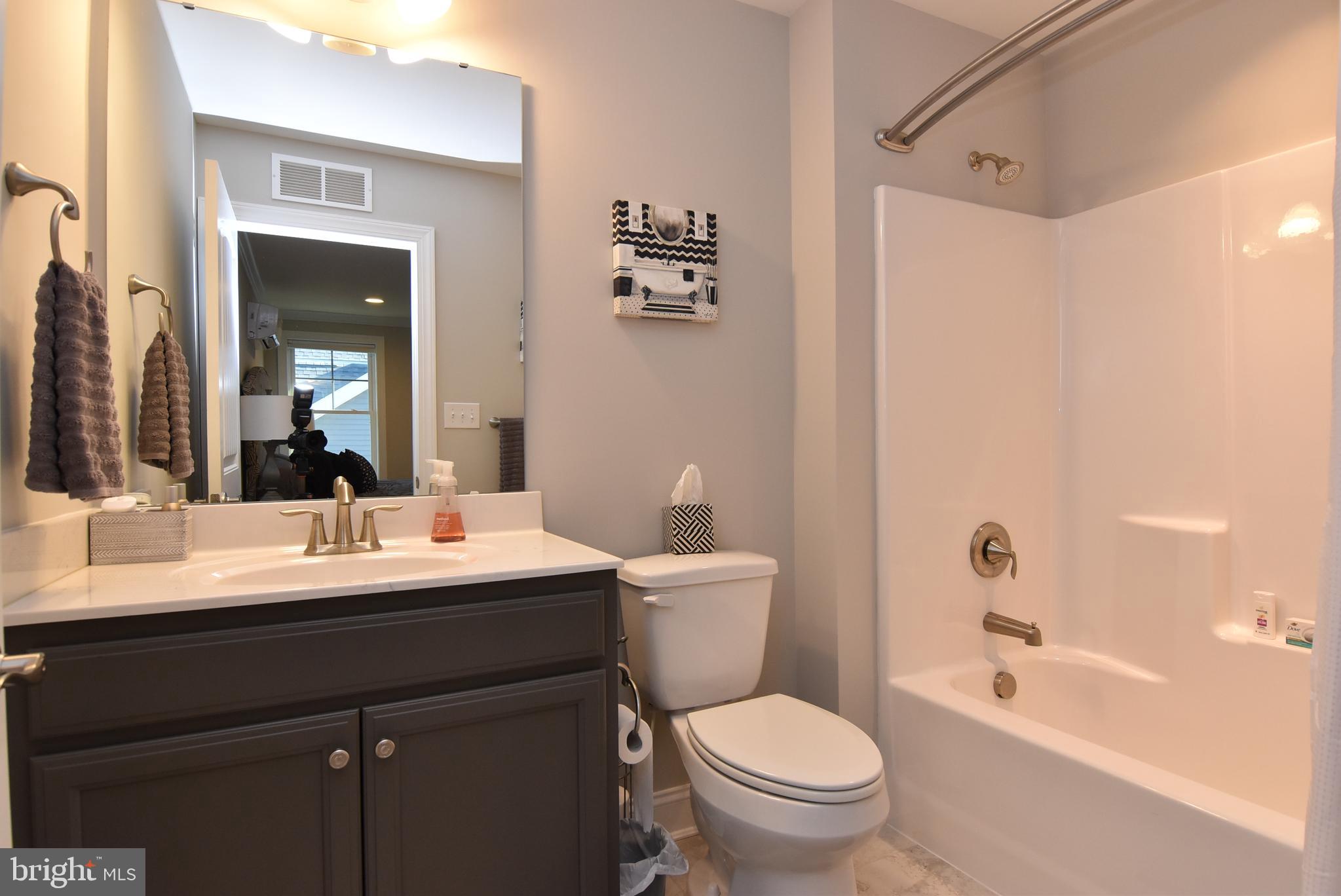 SAWGRASS AT WHITE OAK CREEK - Residential