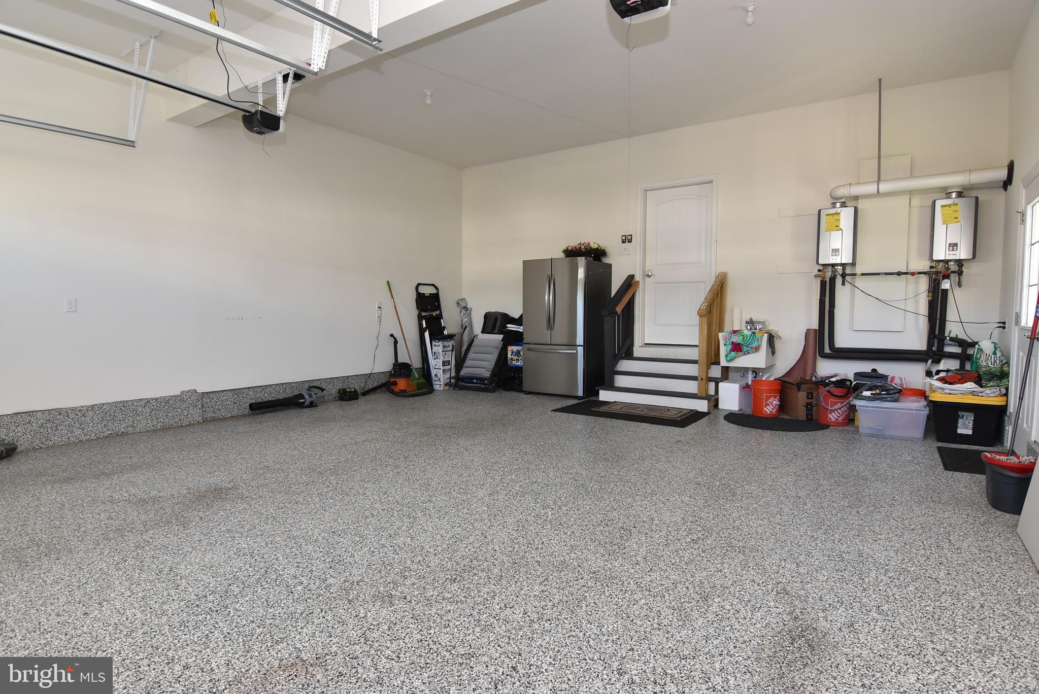 SAWGRASS AT WHITE OAK CREEK - Residential