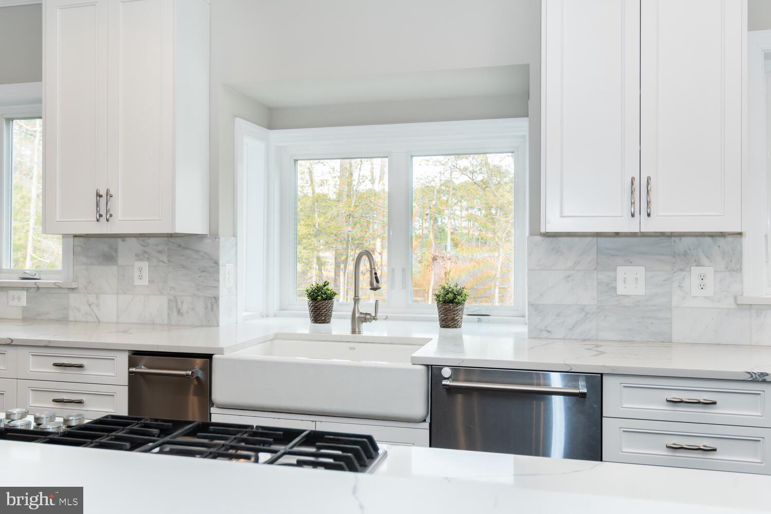 COVE CREEK CLUB - Residential