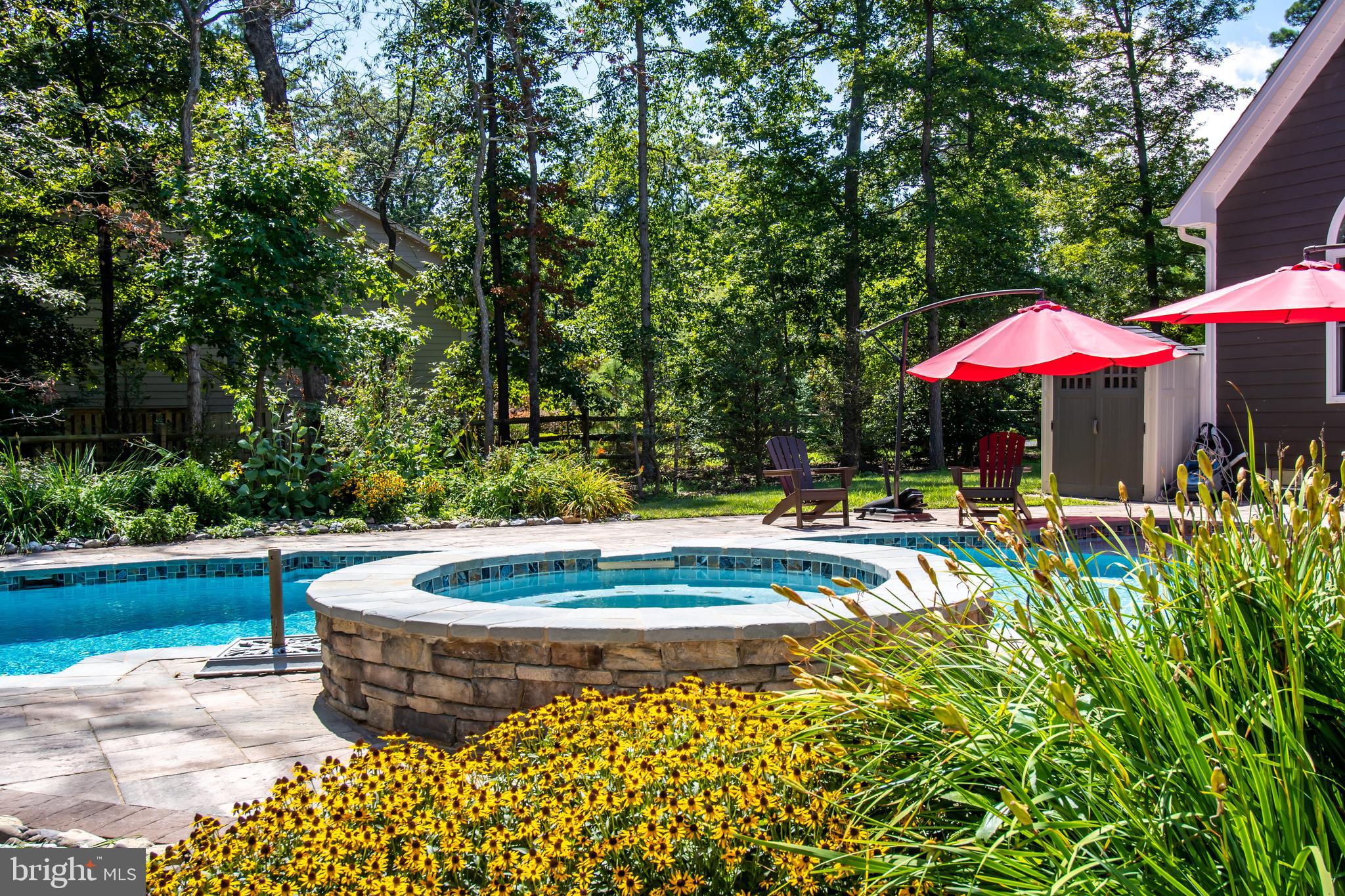 COVE CREEK CLUB - Residential