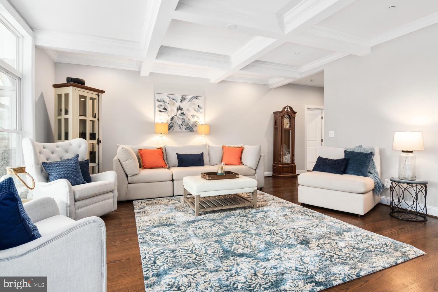 COVE CREEK CLUB - Residential