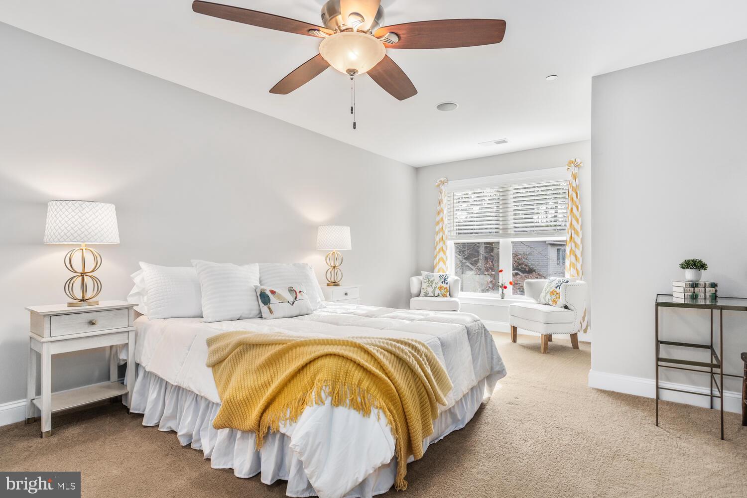 COVE CREEK CLUB - Residential