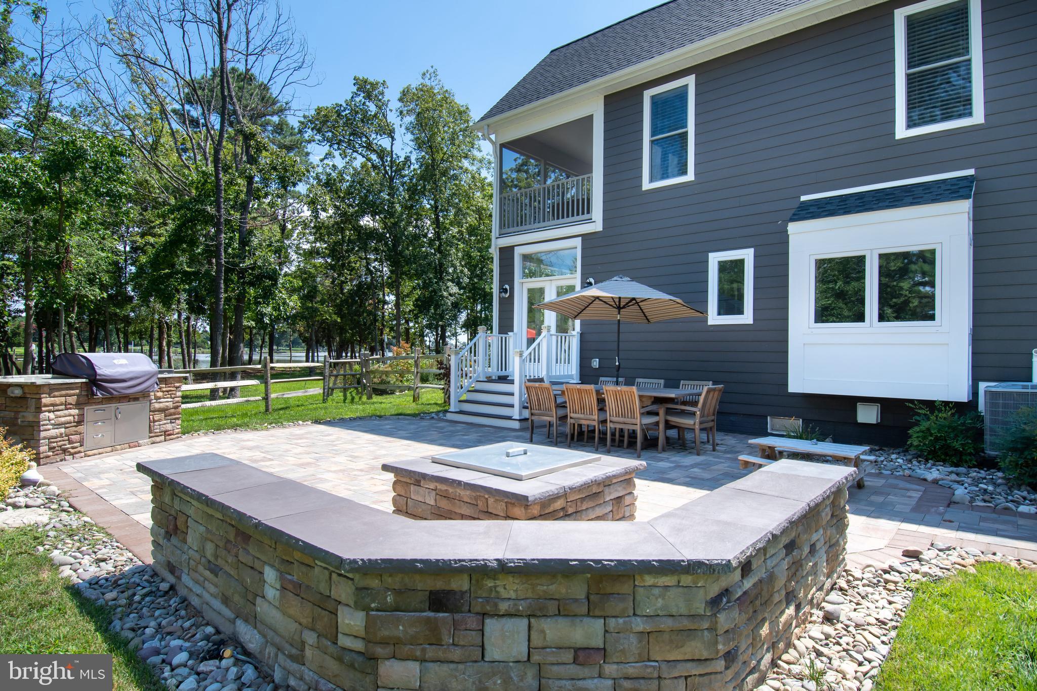 COVE CREEK CLUB - Residential