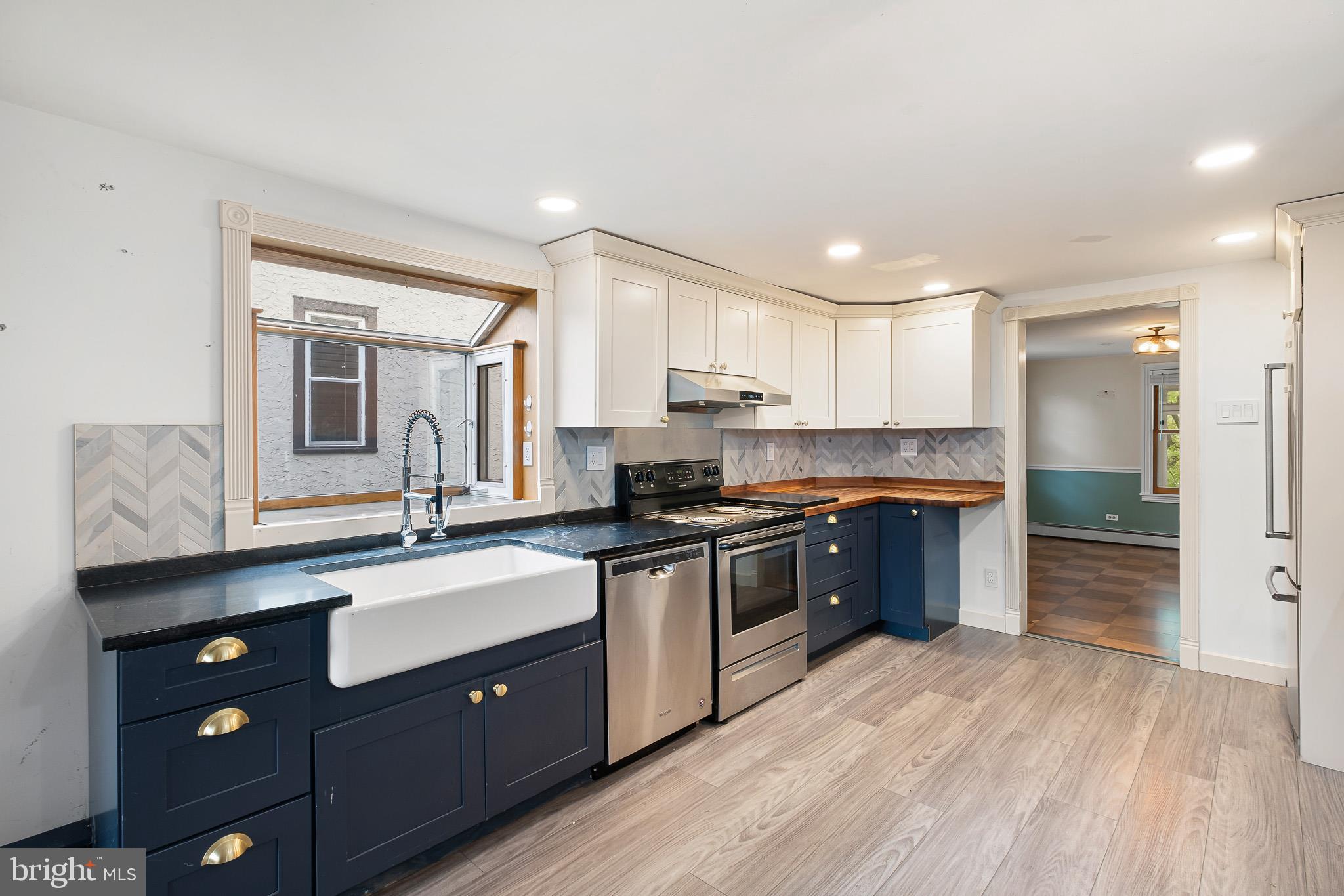 ASTON MILLS - Residential