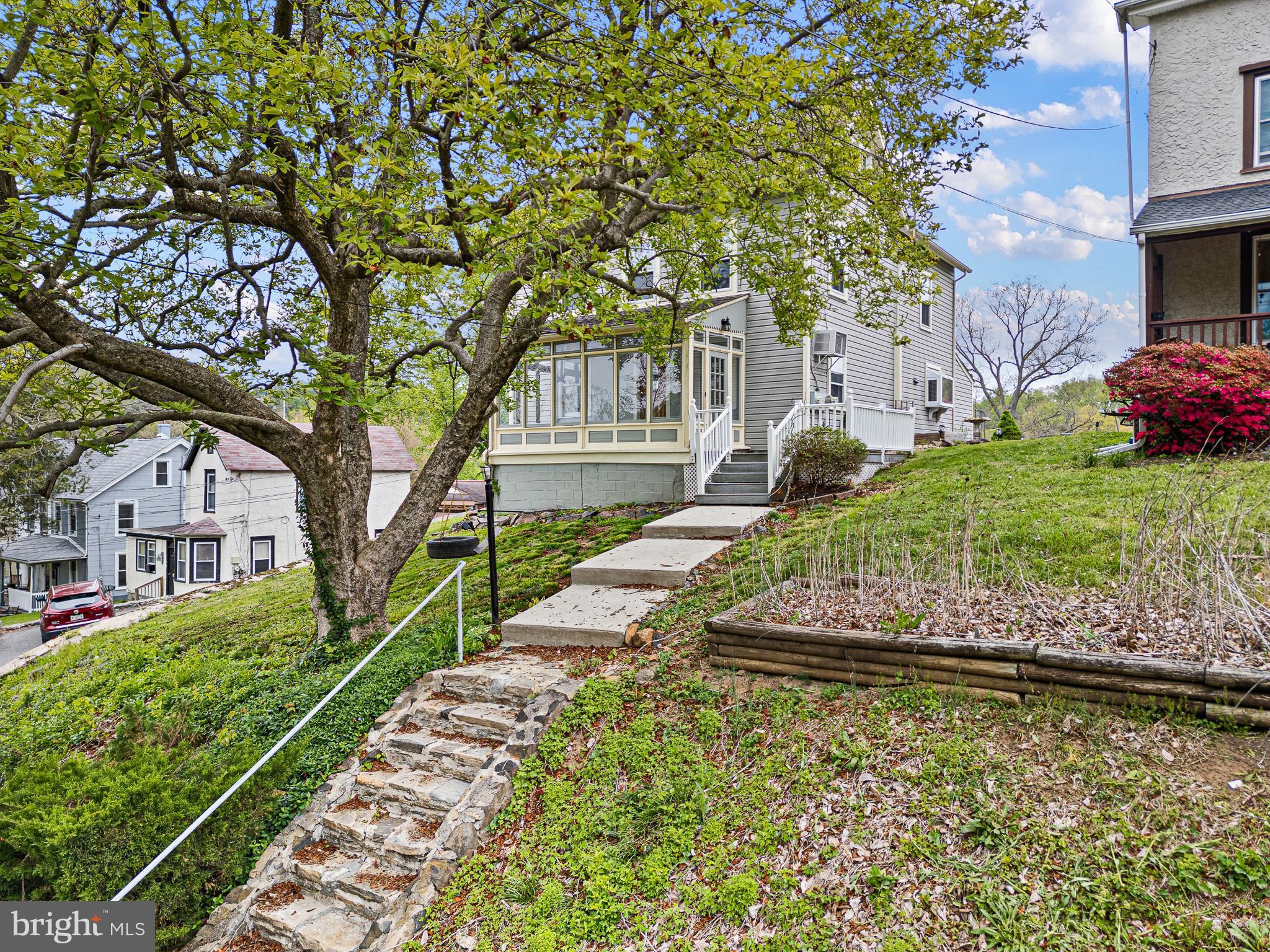 ASTON MILLS - Residential