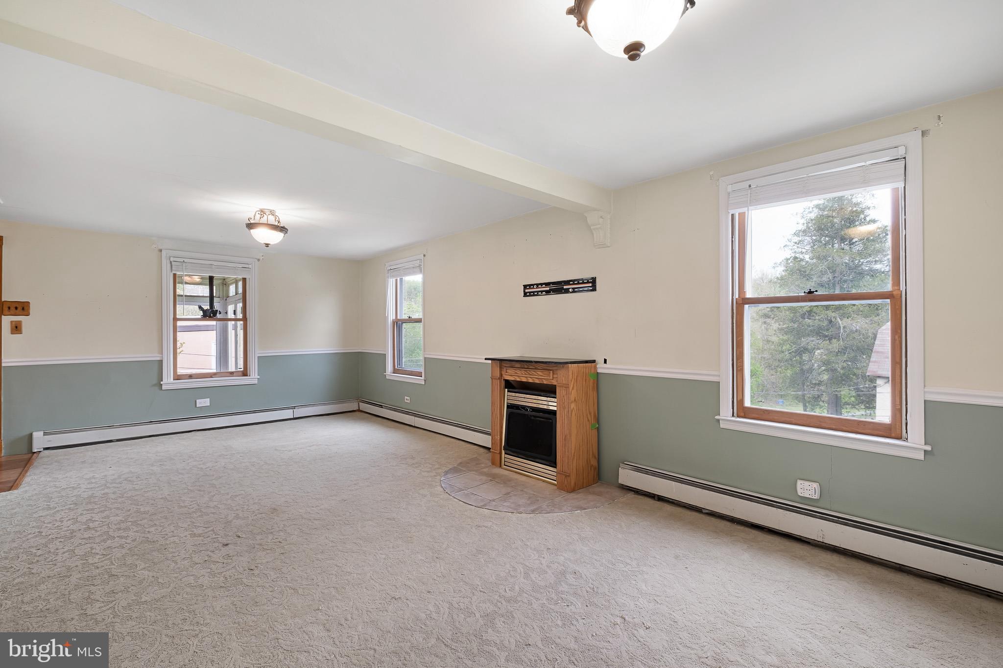 ASTON MILLS - Residential