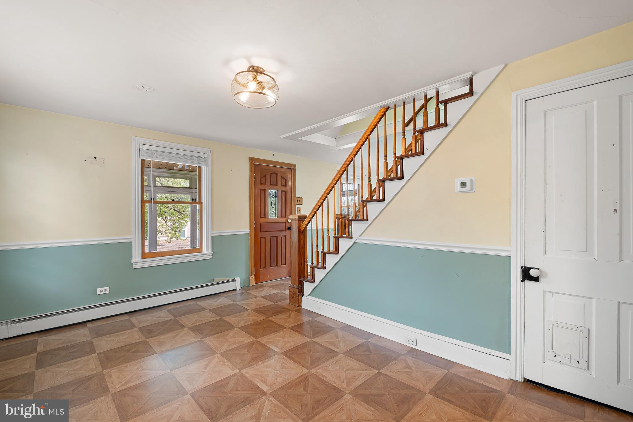 ASTON MILLS - Residential