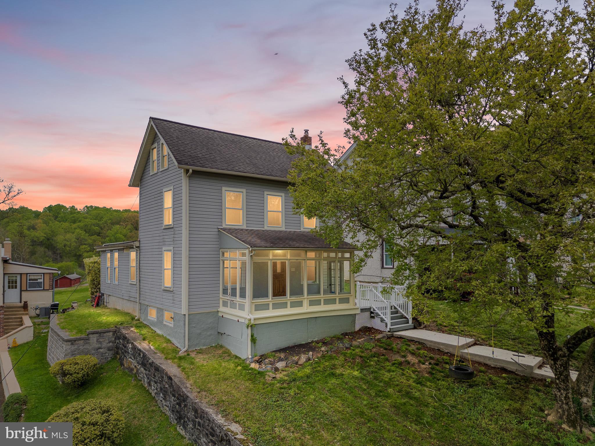 ASTON MILLS - Residential