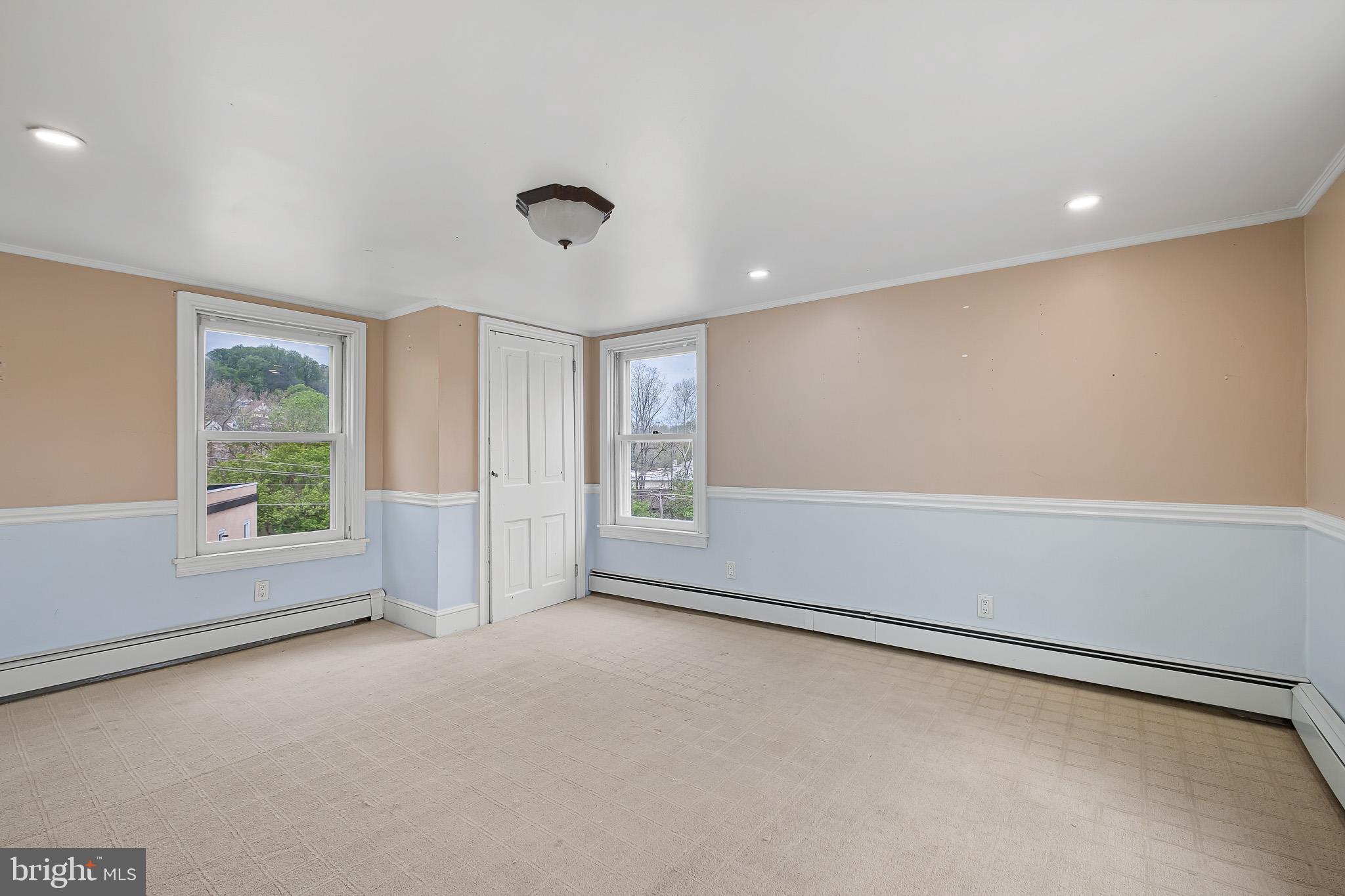 ASTON MILLS - Residential