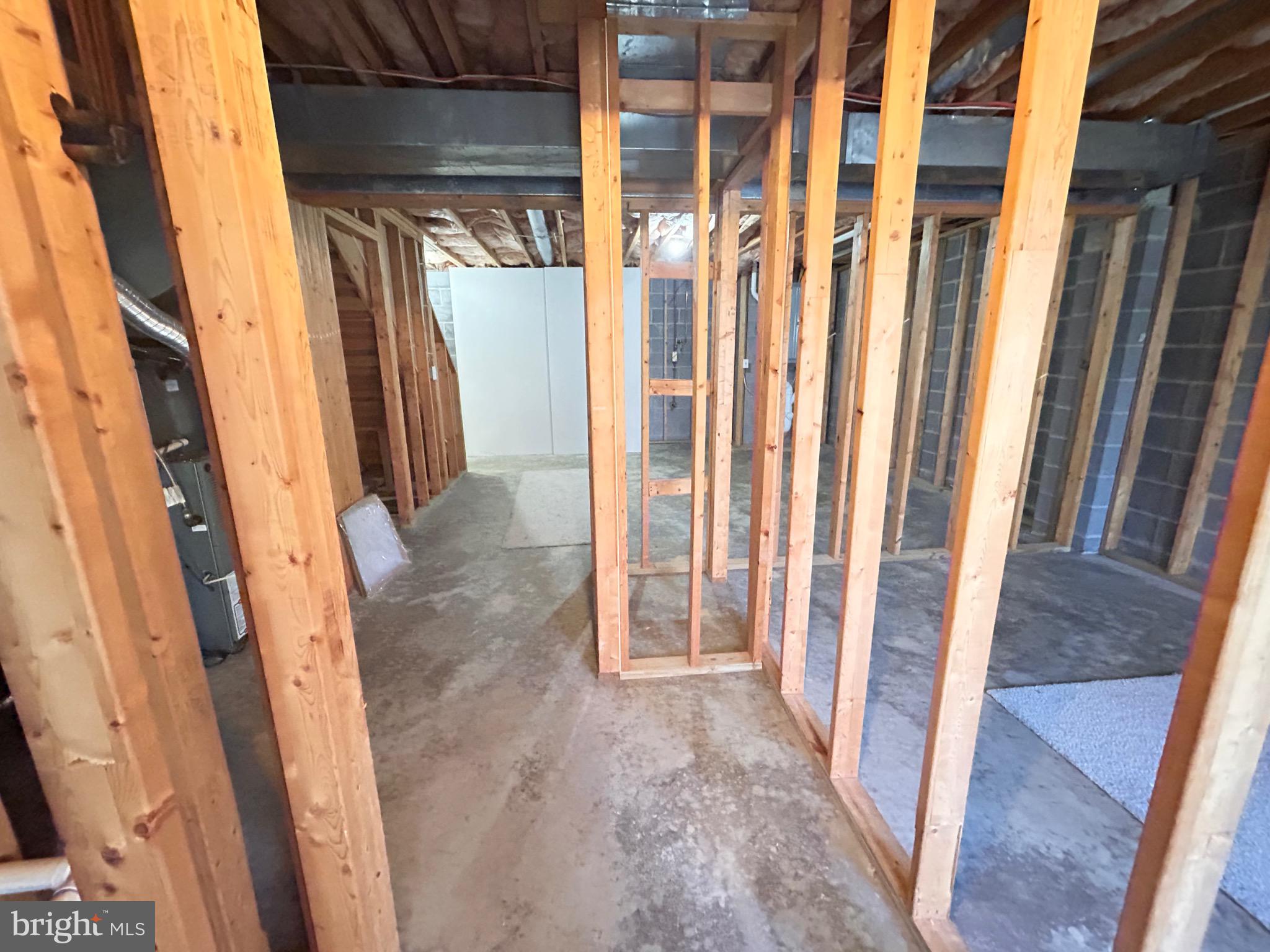 WINDSTONE - Residential Lease