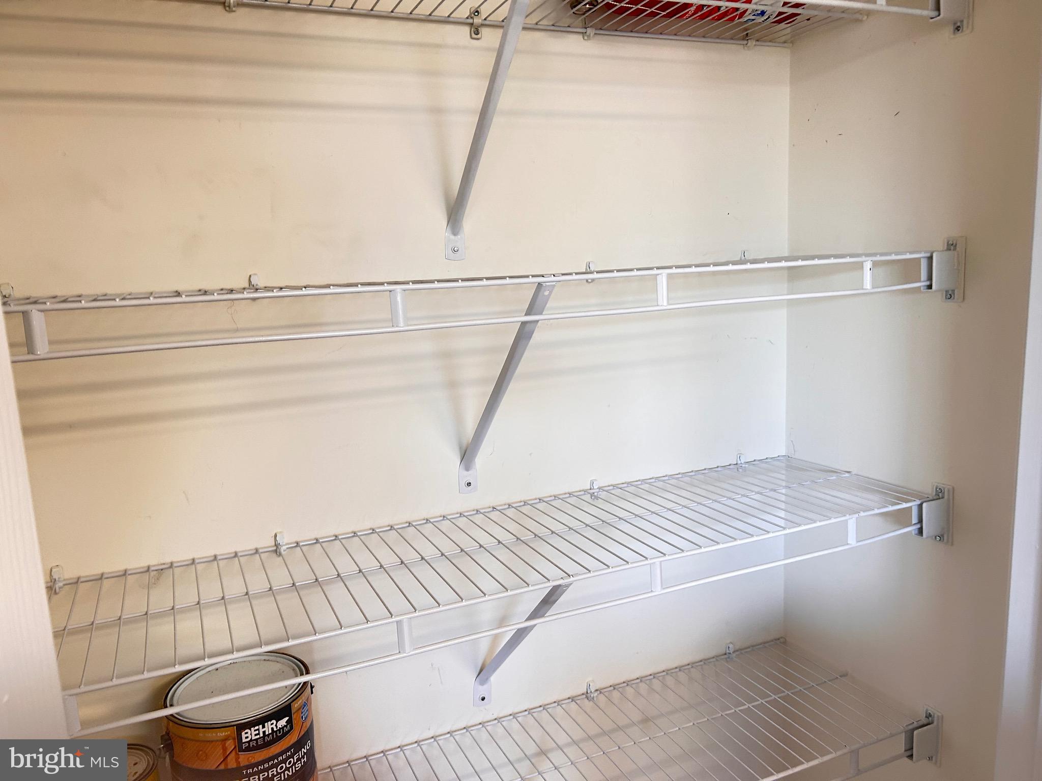 WINDSTONE - Residential Lease