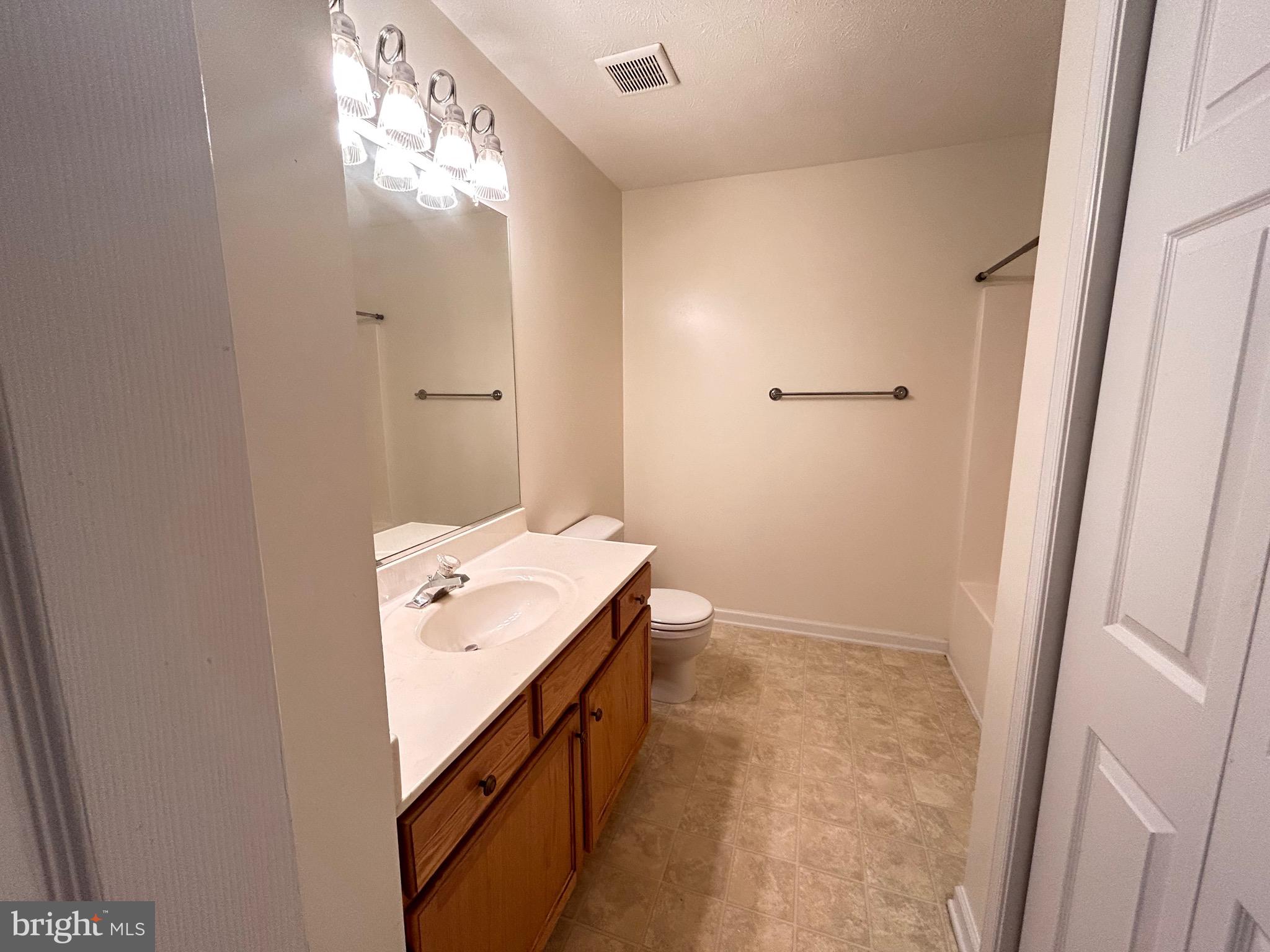 WINDSTONE - Residential Lease