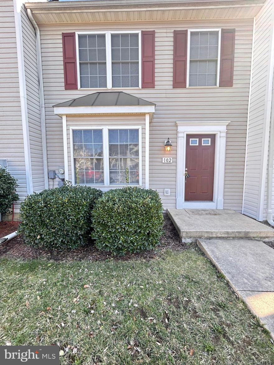 Hard to beat this Townhome in the sought after community OF  WINDSTONE   minutes from  rt 7    East side of Winchester         Ideal location for the commuter, minutes from Old Town Winchester. Immaculate shows extremely well   Upgraded  appliances  deck over looking common area    Unfinished  walk out  basement   Great for home gym   storage   man cave or  workshop   Washer dryer upstairs  two good size bedrooms,  Primary bedroom w walk in closet   Newer carpet  in bedrooms   community swimming pool  

Credit  650 good rental     No smoking or vaping   $42 app fee cash or money order made out to Crum Realty   Owner is a licensed agent in iVa