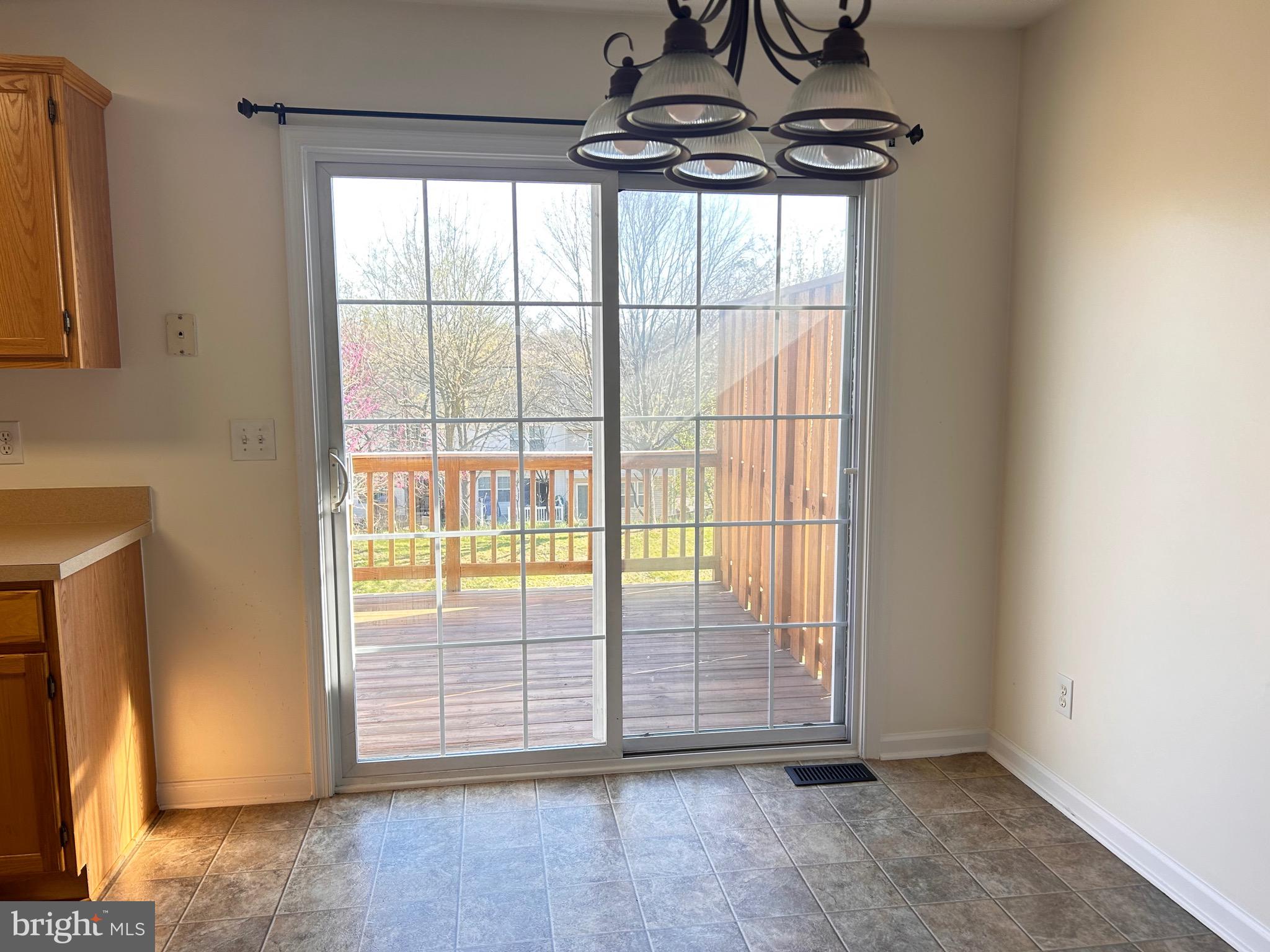 WINDSTONE - Residential Lease