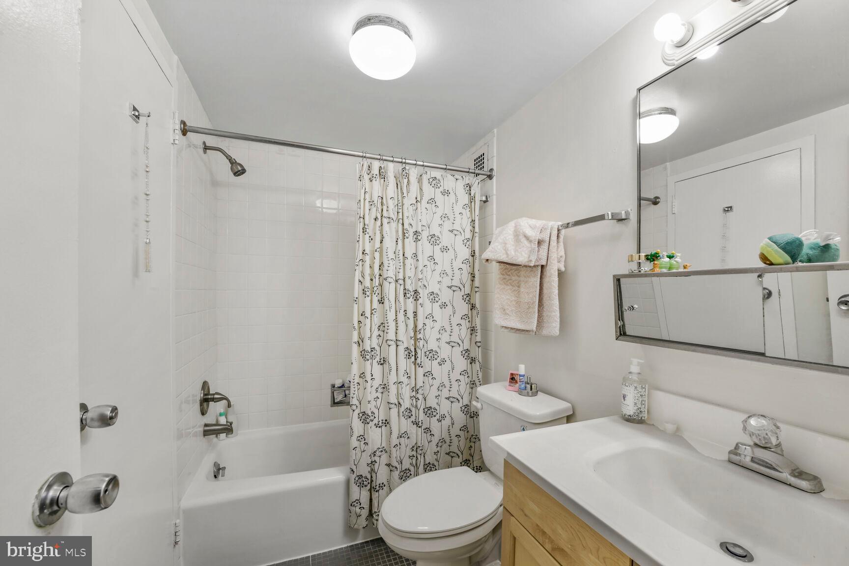 FRIENDSHIP HEIGHTS - Residential