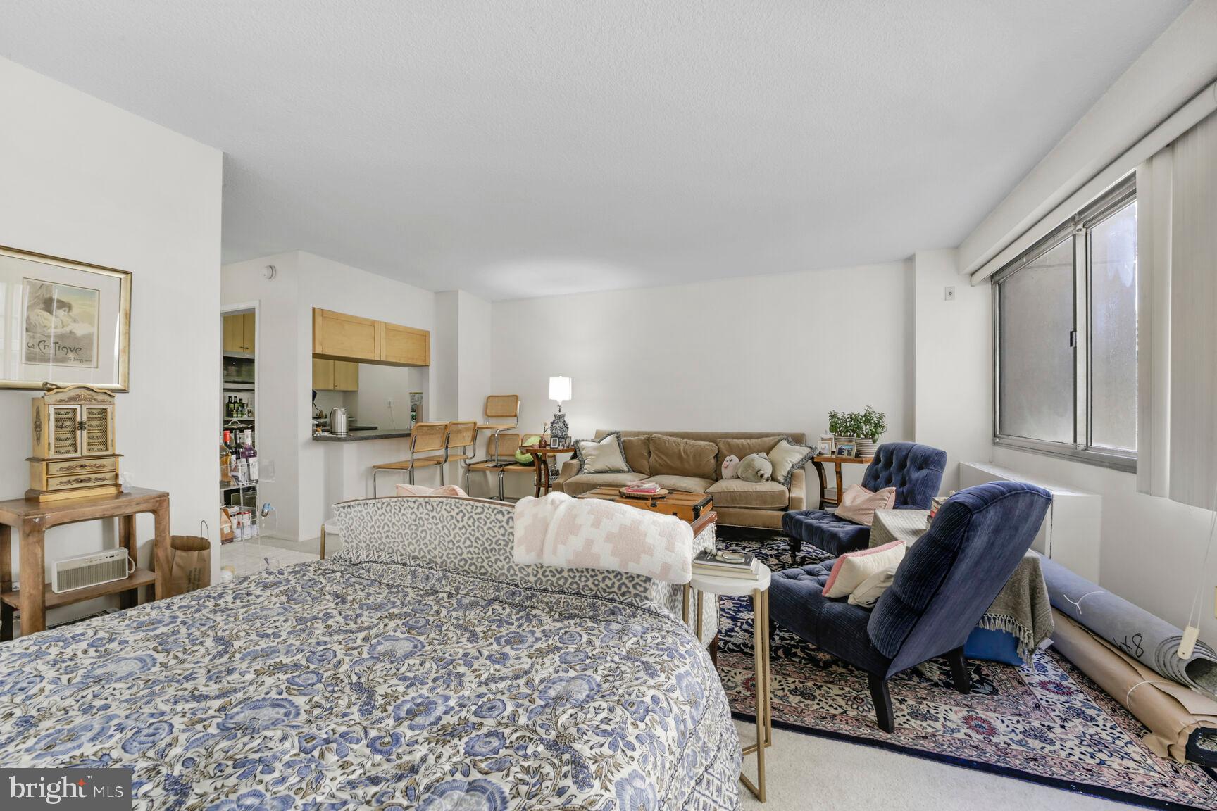 FRIENDSHIP HEIGHTS - Residential