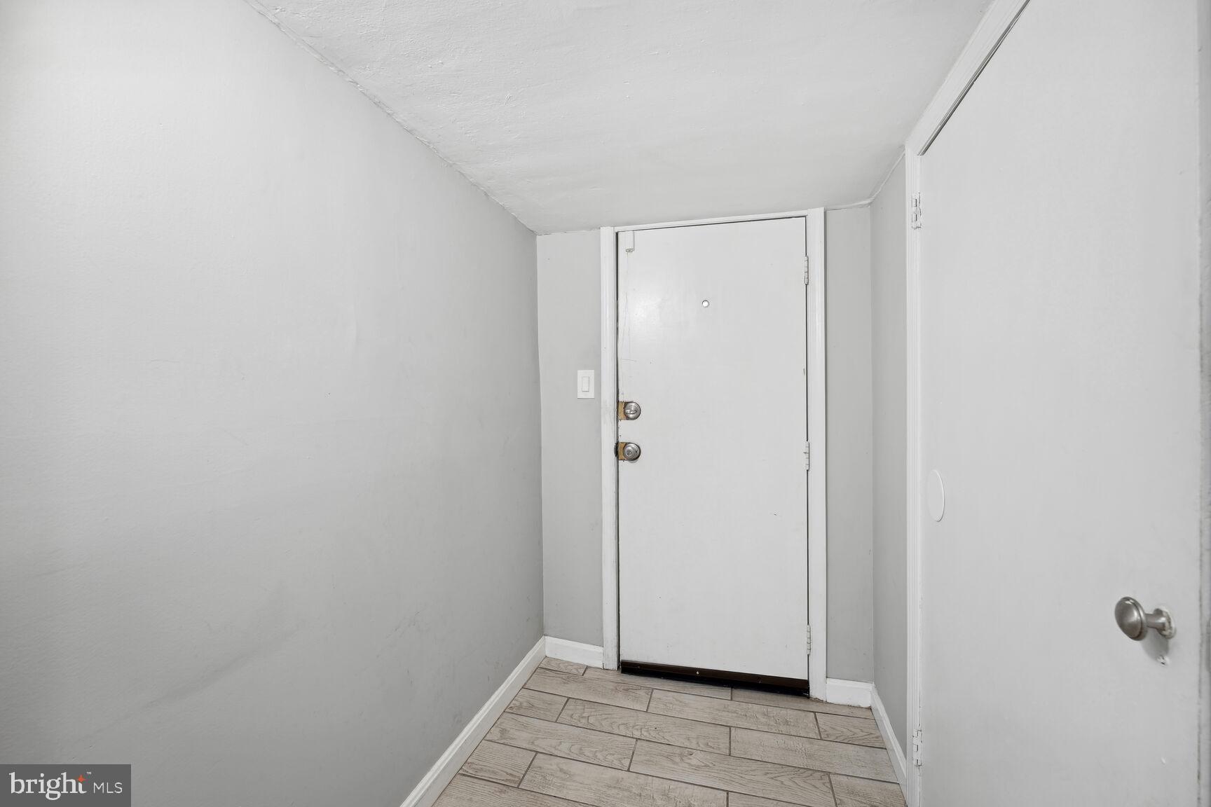 768 QUEBEC PLACE NW C