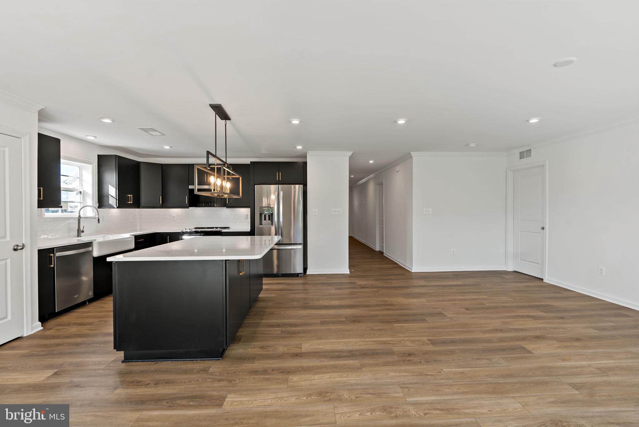 SOUTH BROOK - Residential