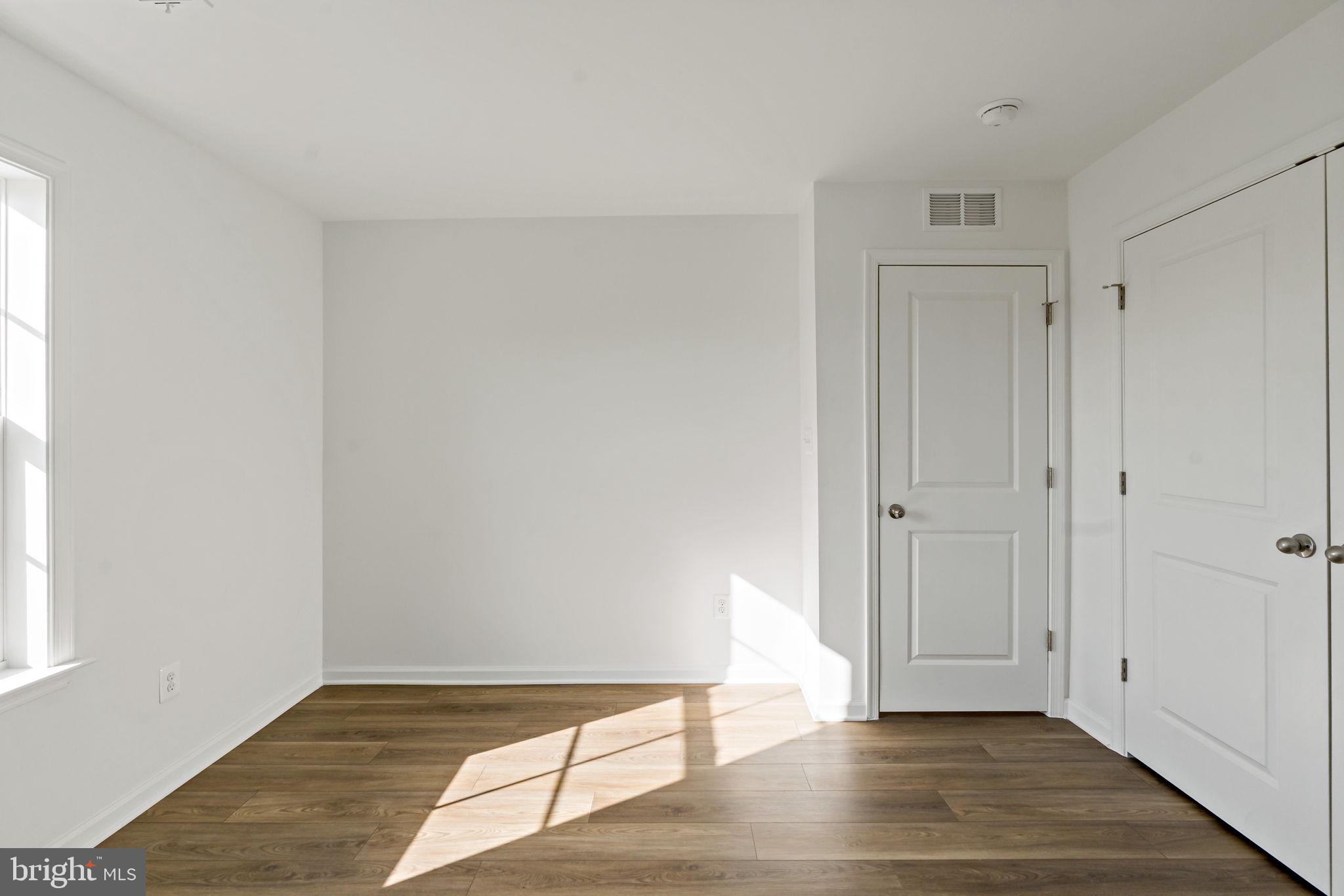 SOUTH BROOK - Residential