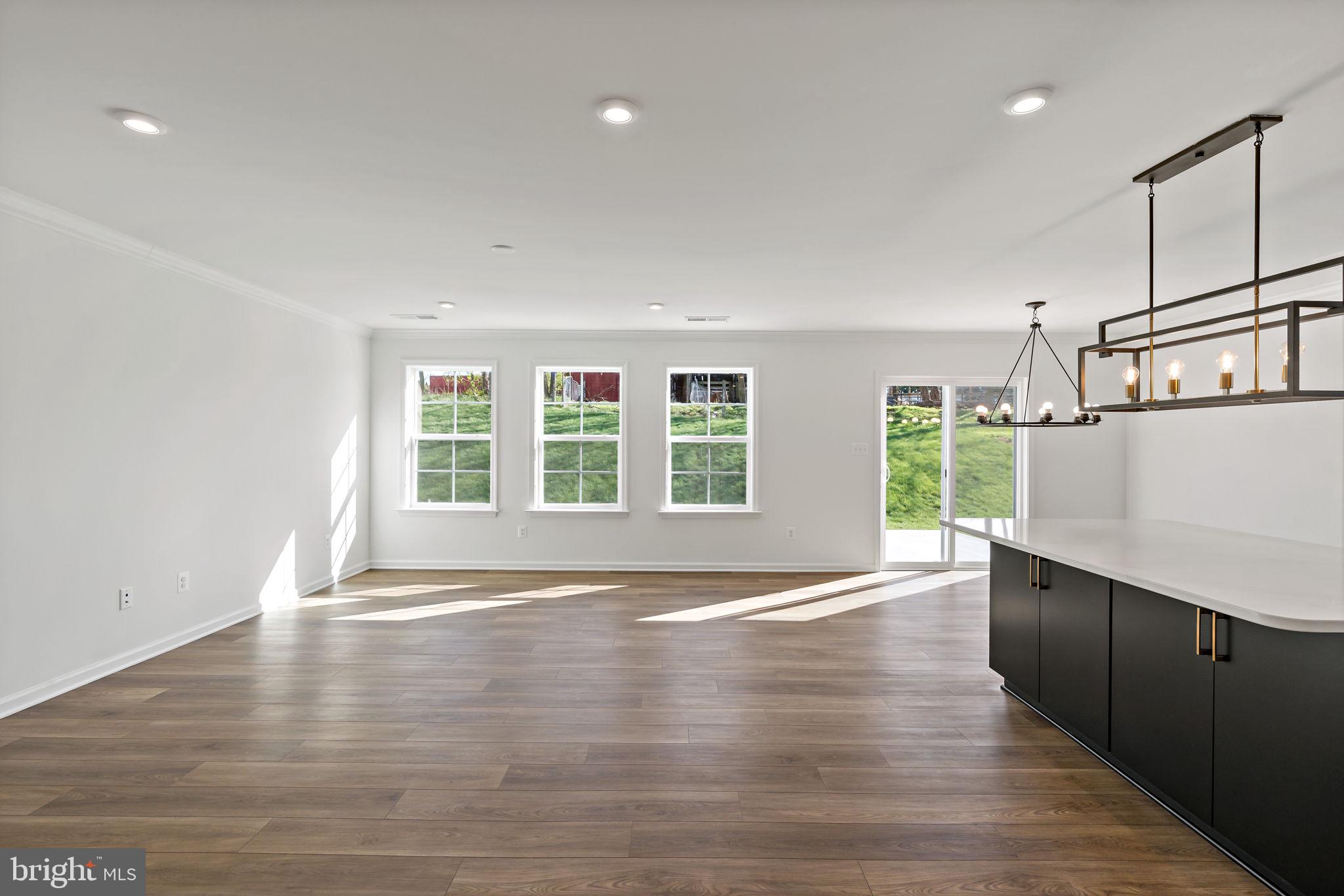 SOUTH BROOK - Residential